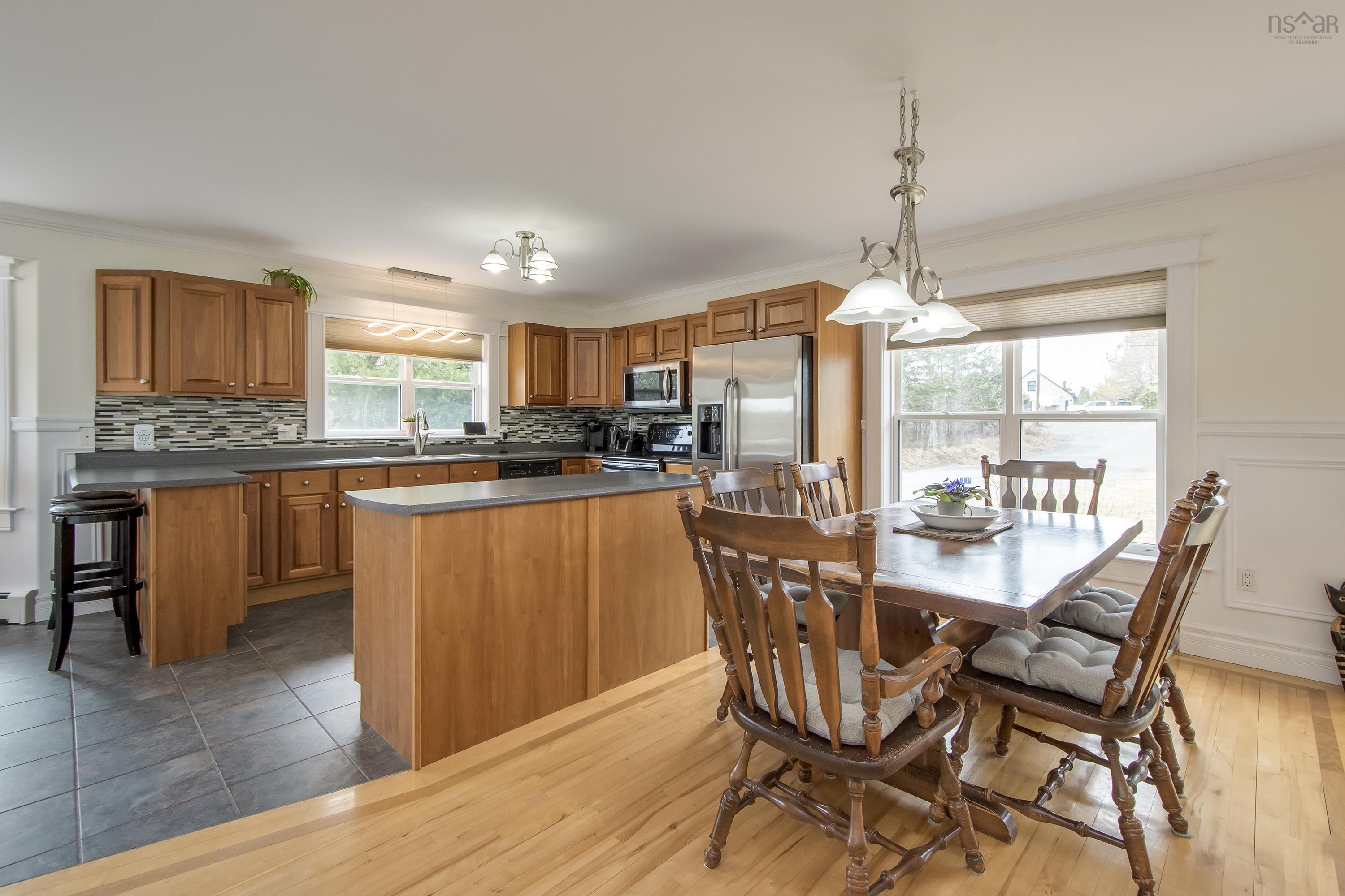 11 Old Cabin Lake Road photo #13