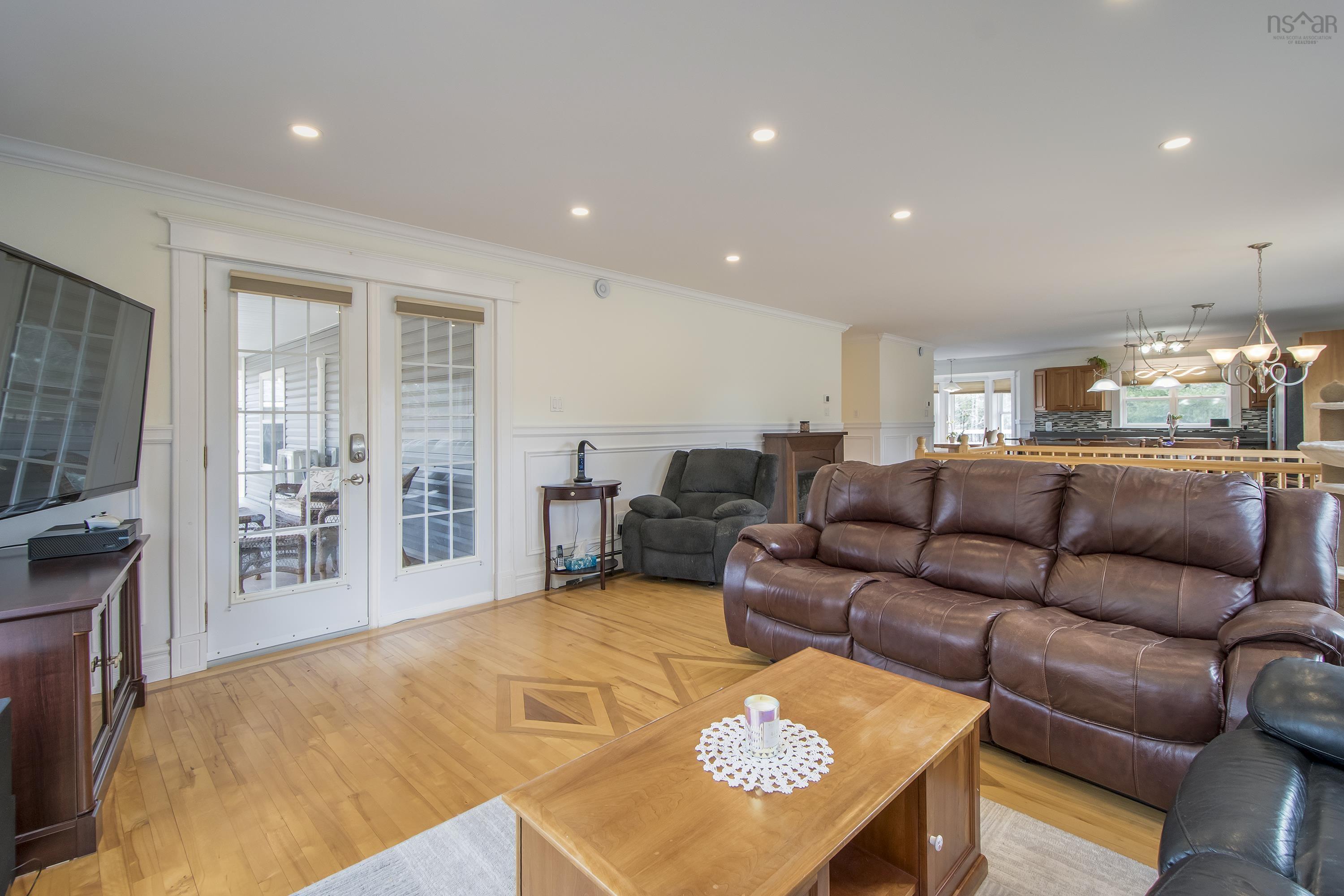 11 Old Cabin Lake Road photo #18