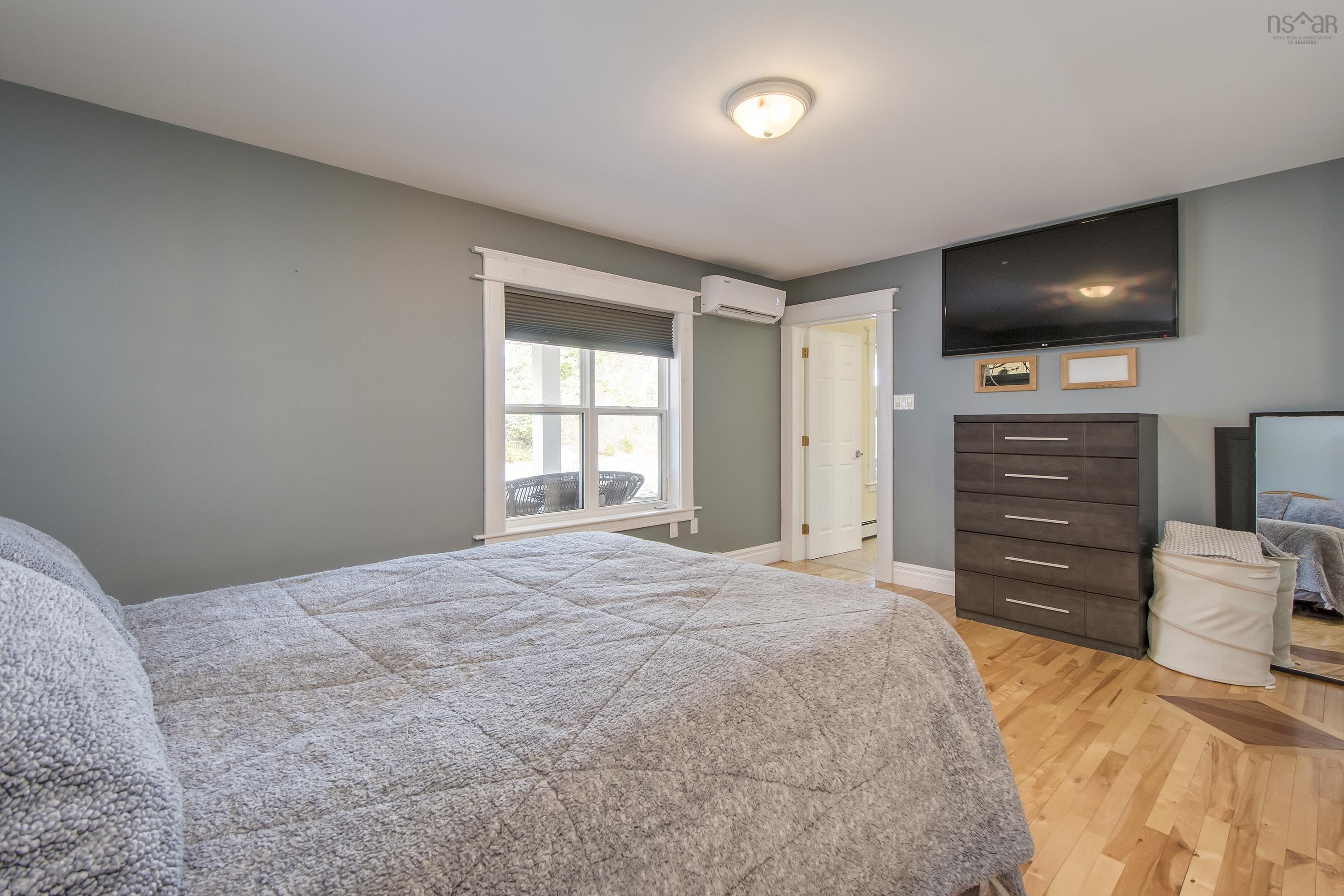 11 Old Cabin Lake Road photo #20