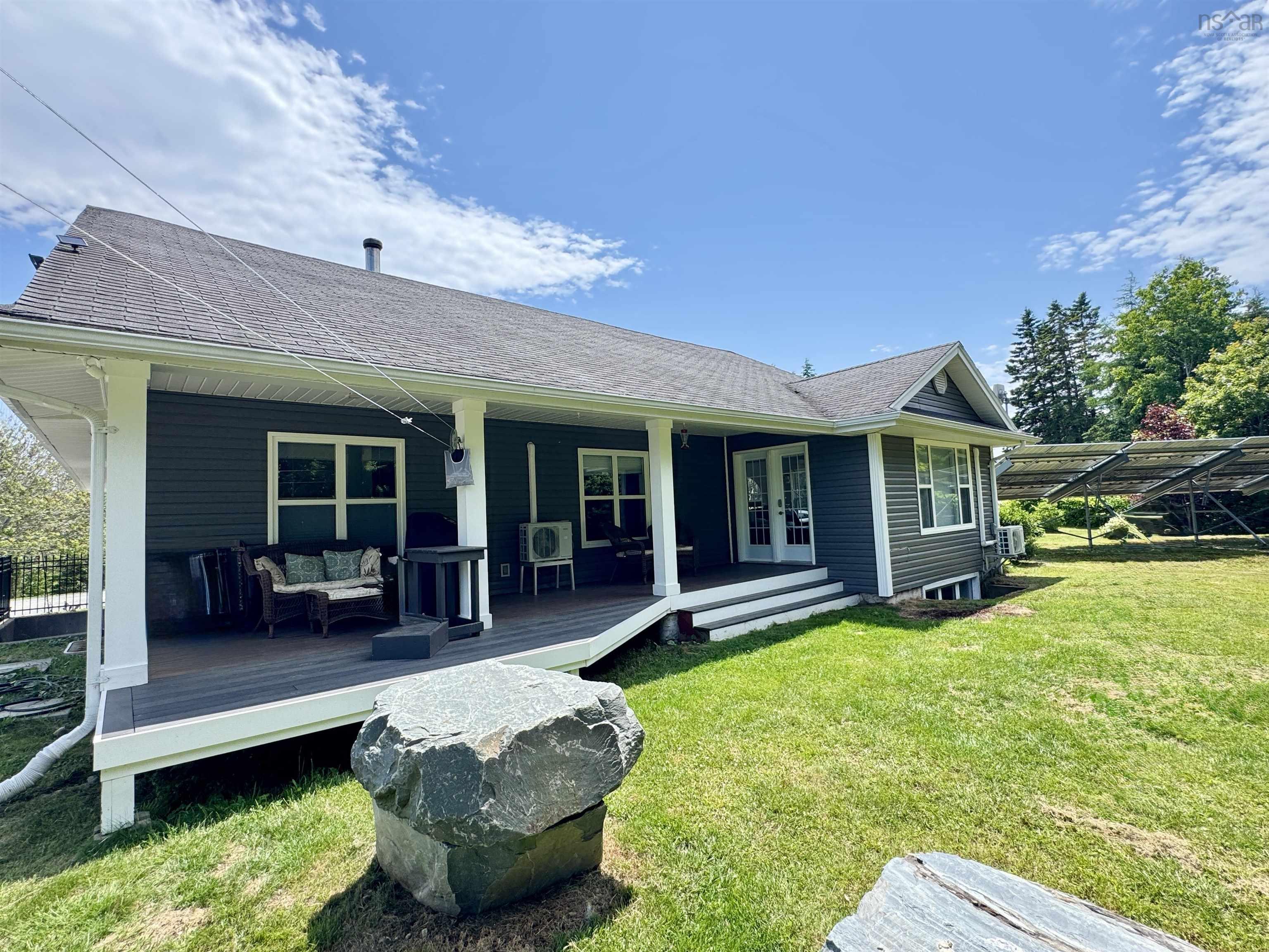 11 Old Cabin Lake Road photo #4