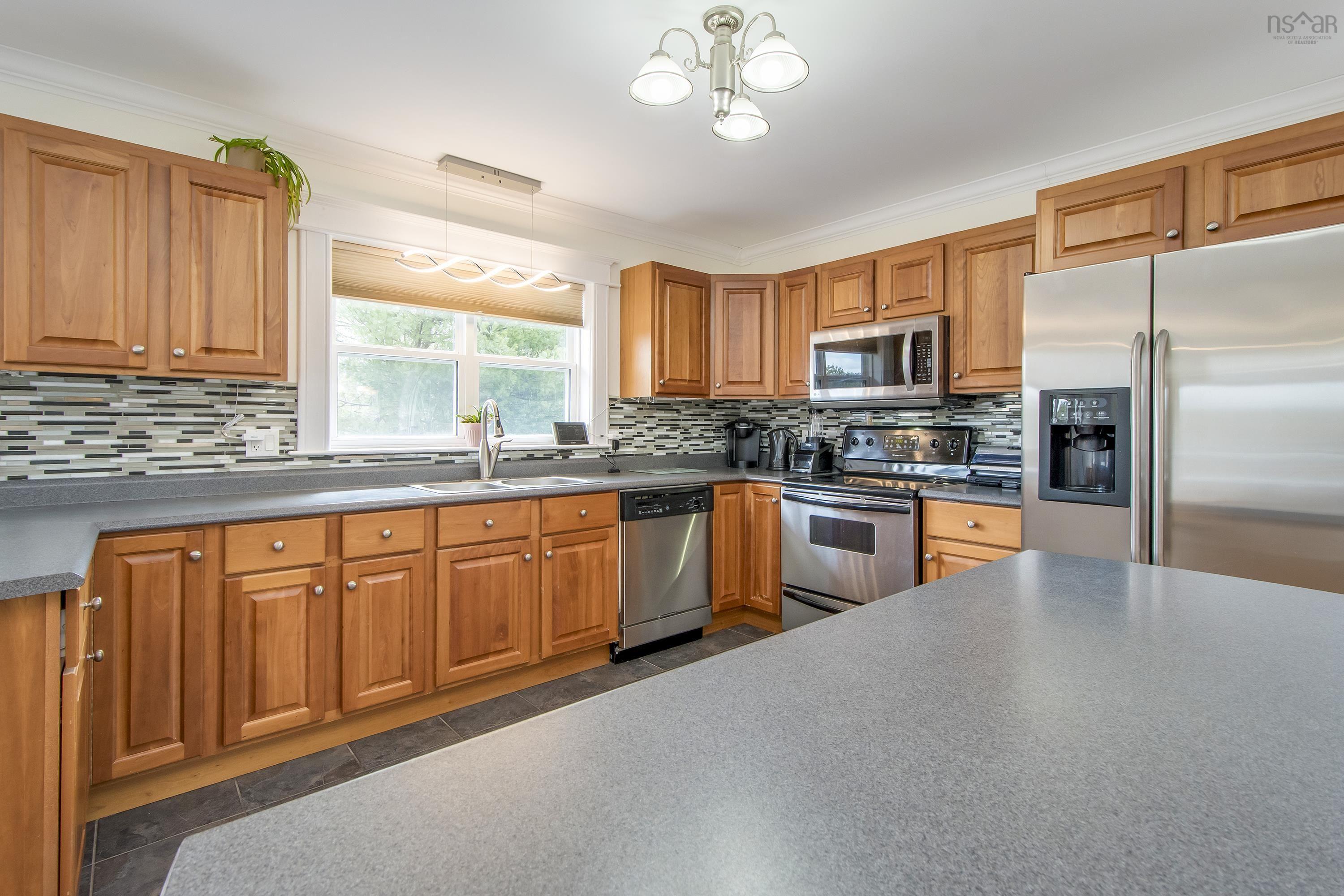 11 Old Cabin Lake Road photo #8