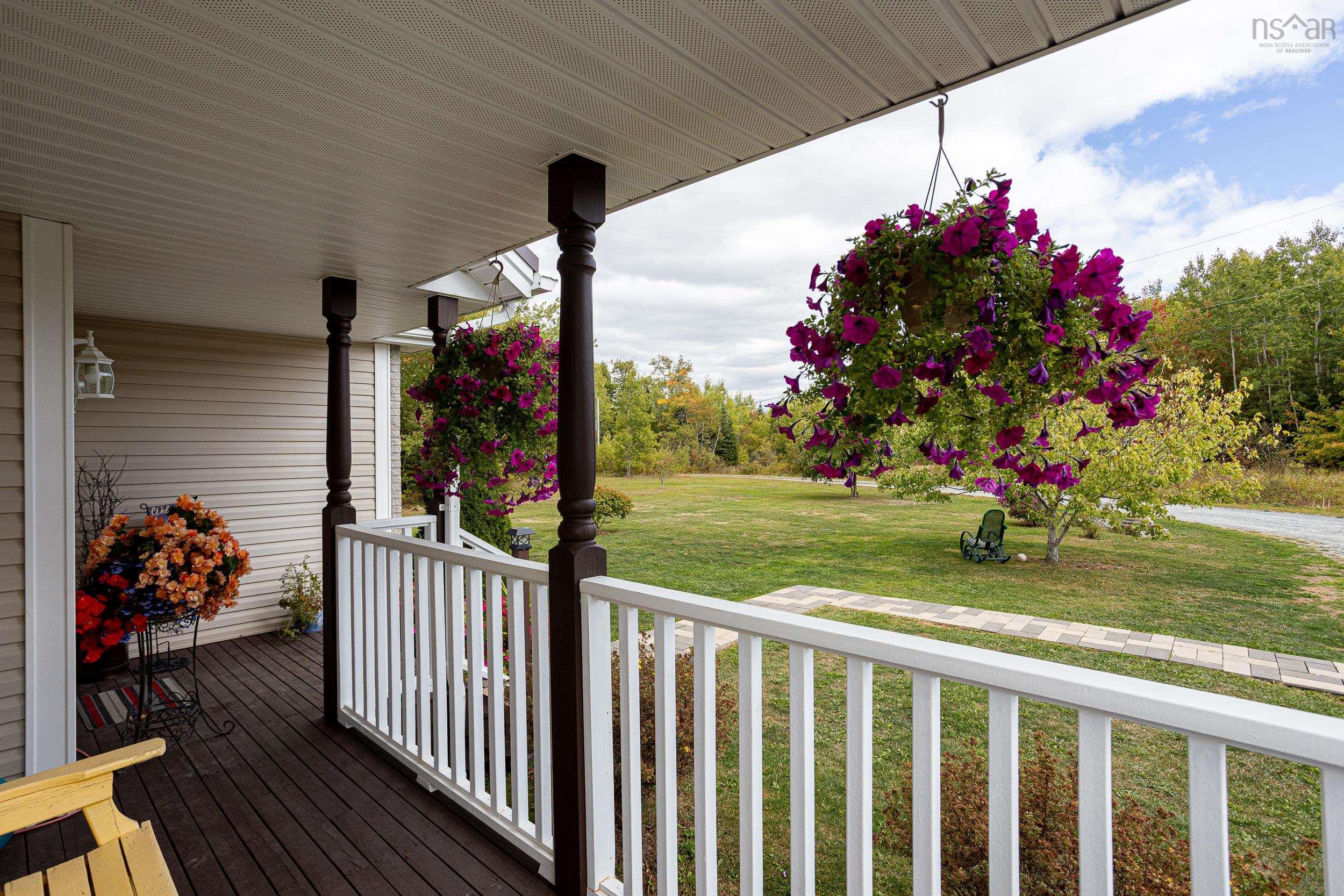 329 Grono Road photo #30