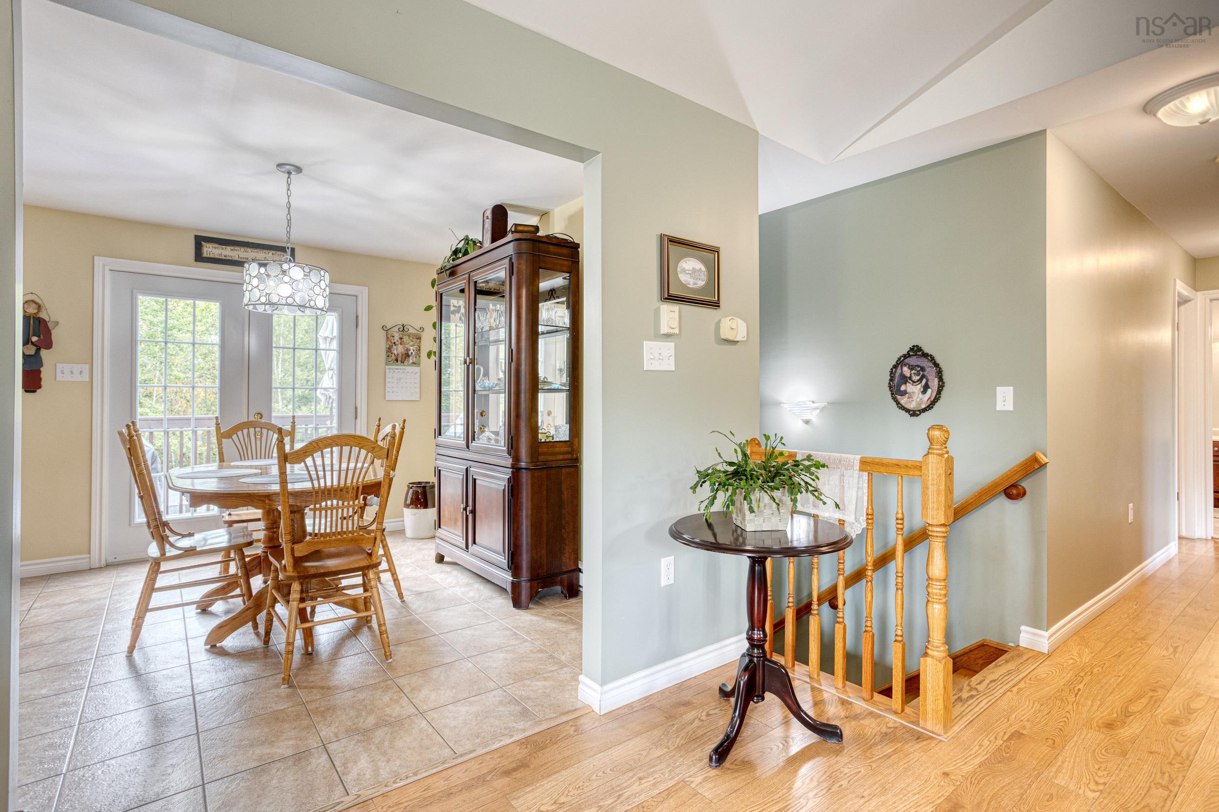 329 Grono Road photo #35