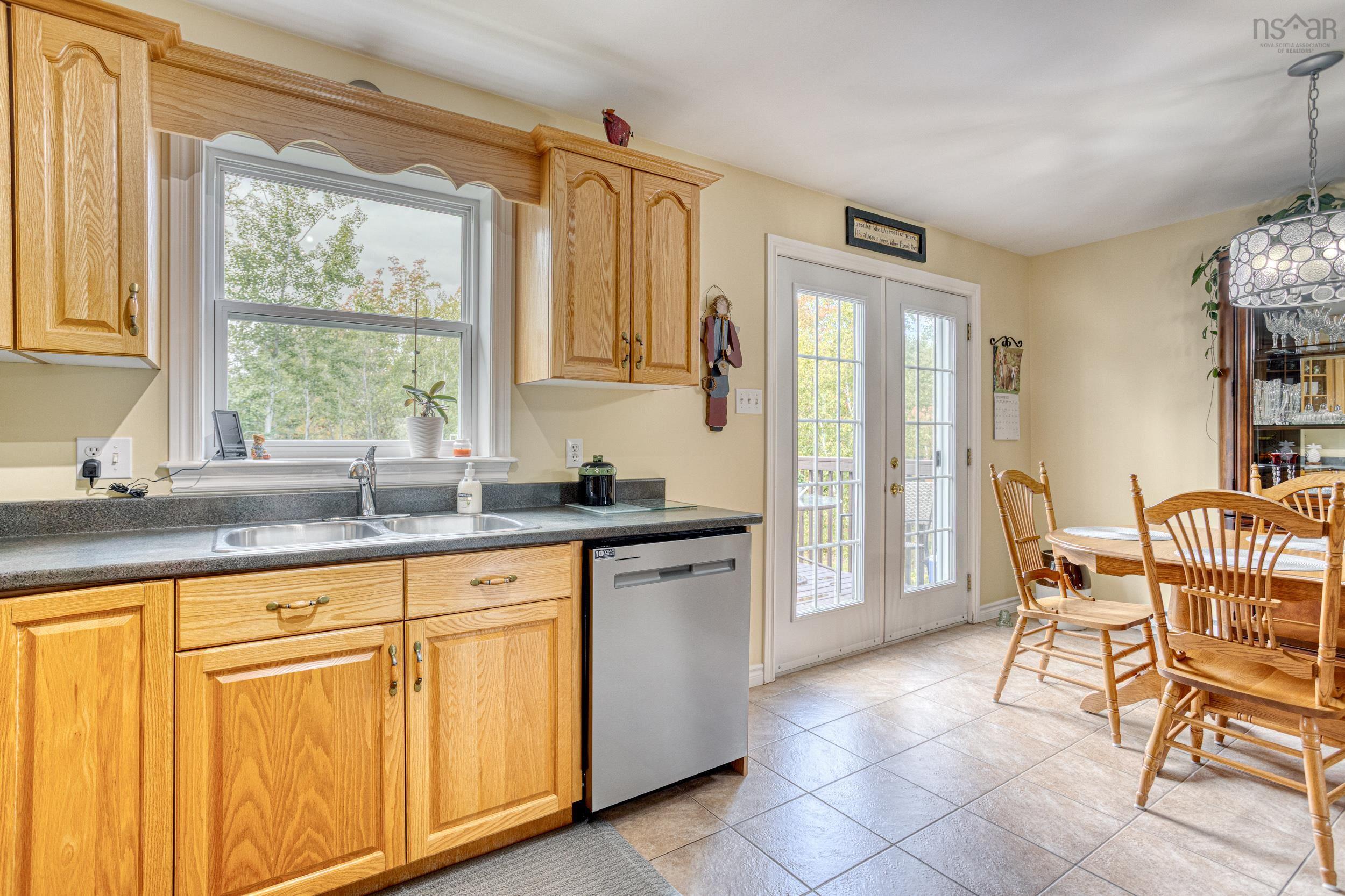 329 Grono Road photo #41