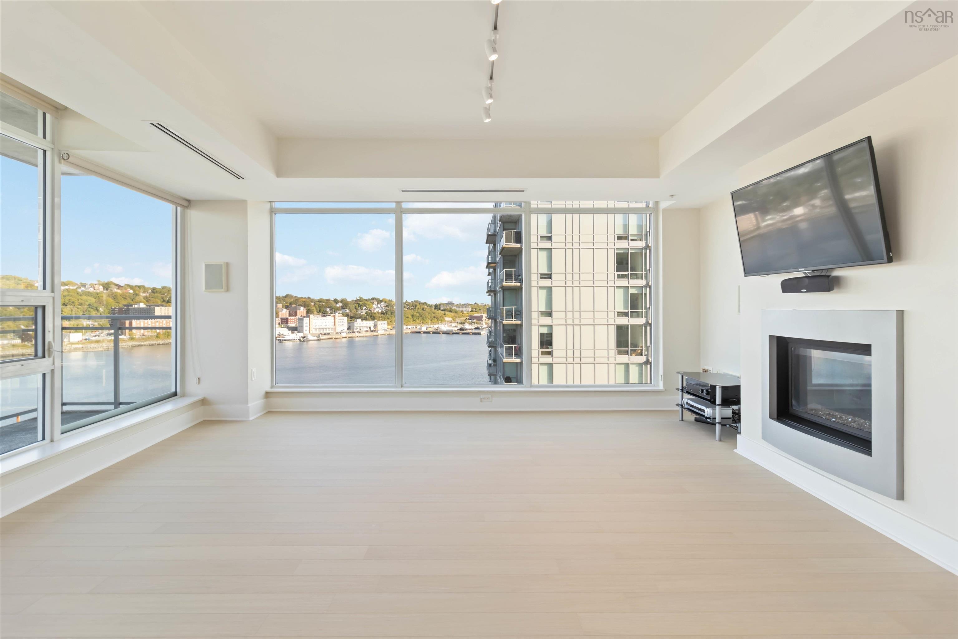 902 31 Kings Wharf Place photo #12