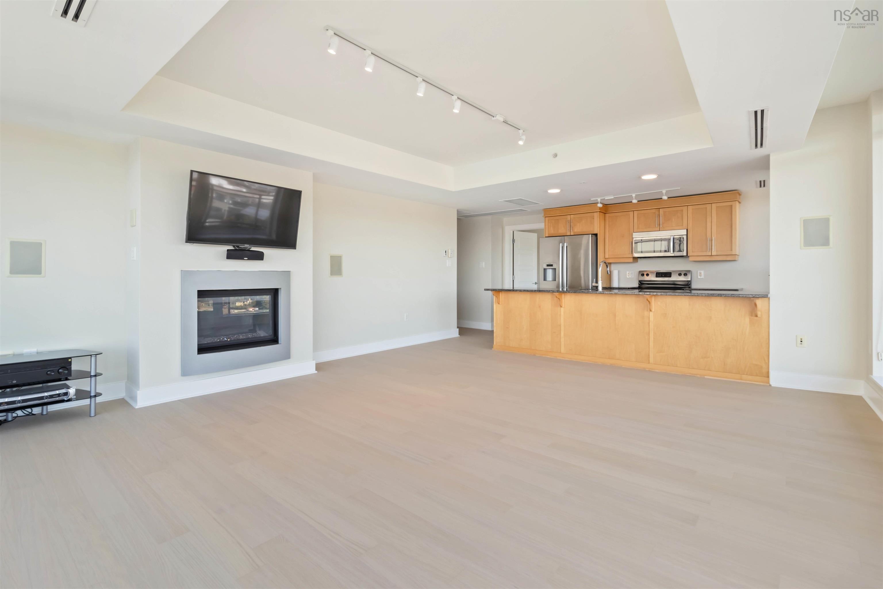 902 31 Kings Wharf Place photo #15