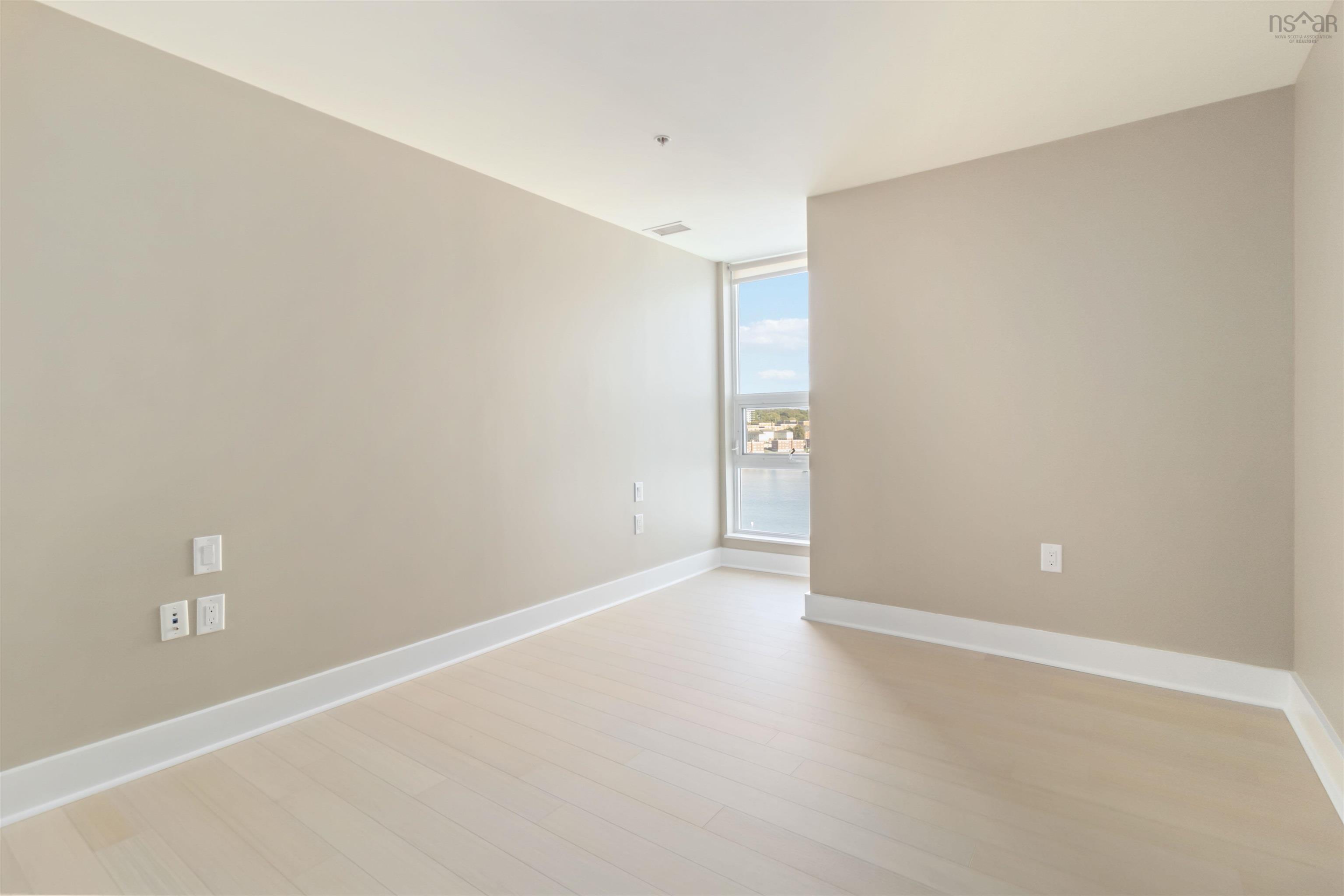 902 31 Kings Wharf Place photo #34