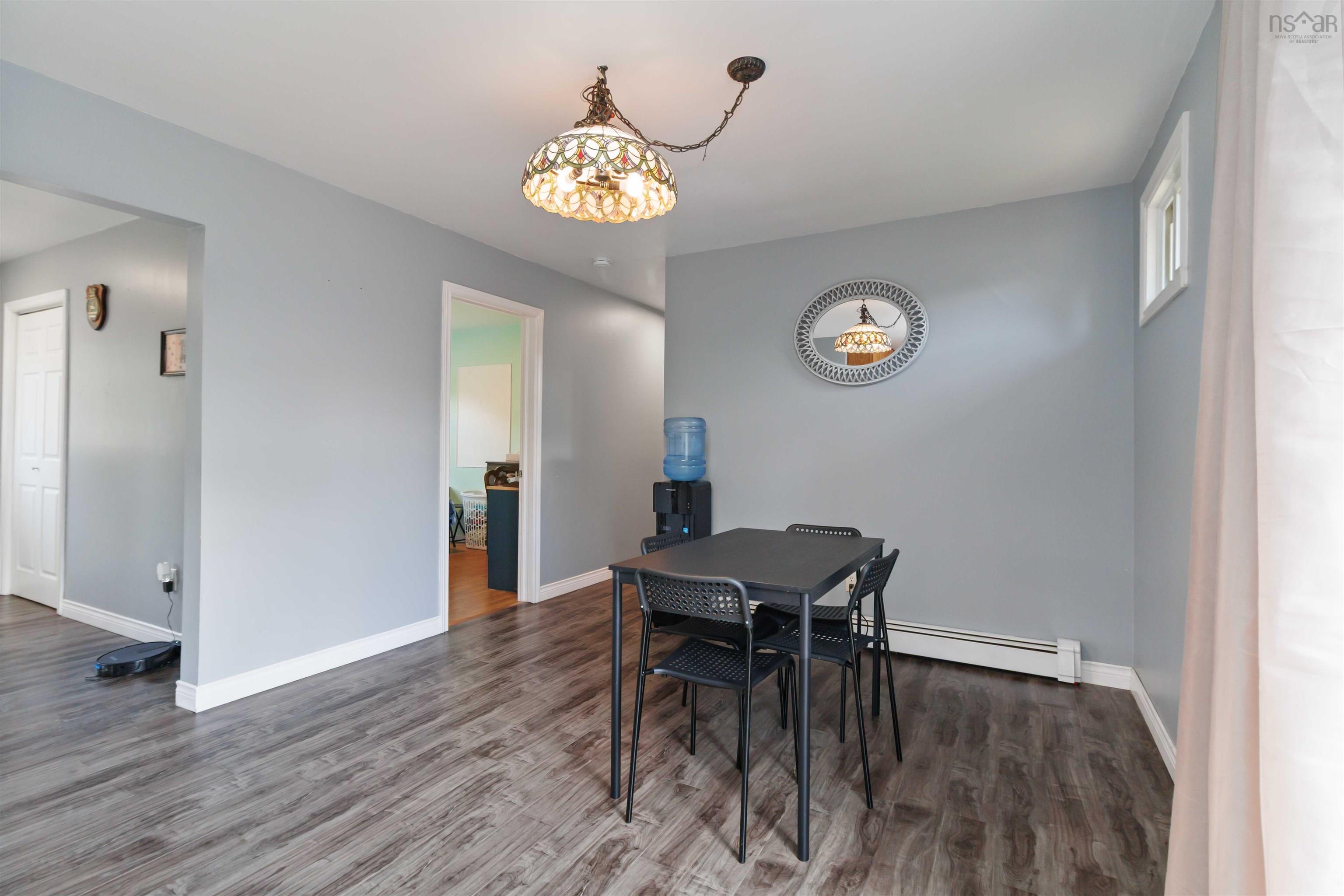 7632 Highway 7 photo #11