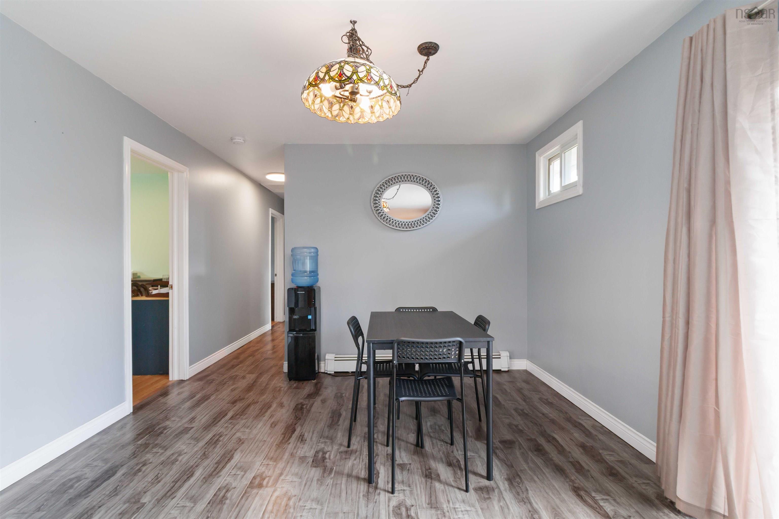 7632 Highway 7 photo #12