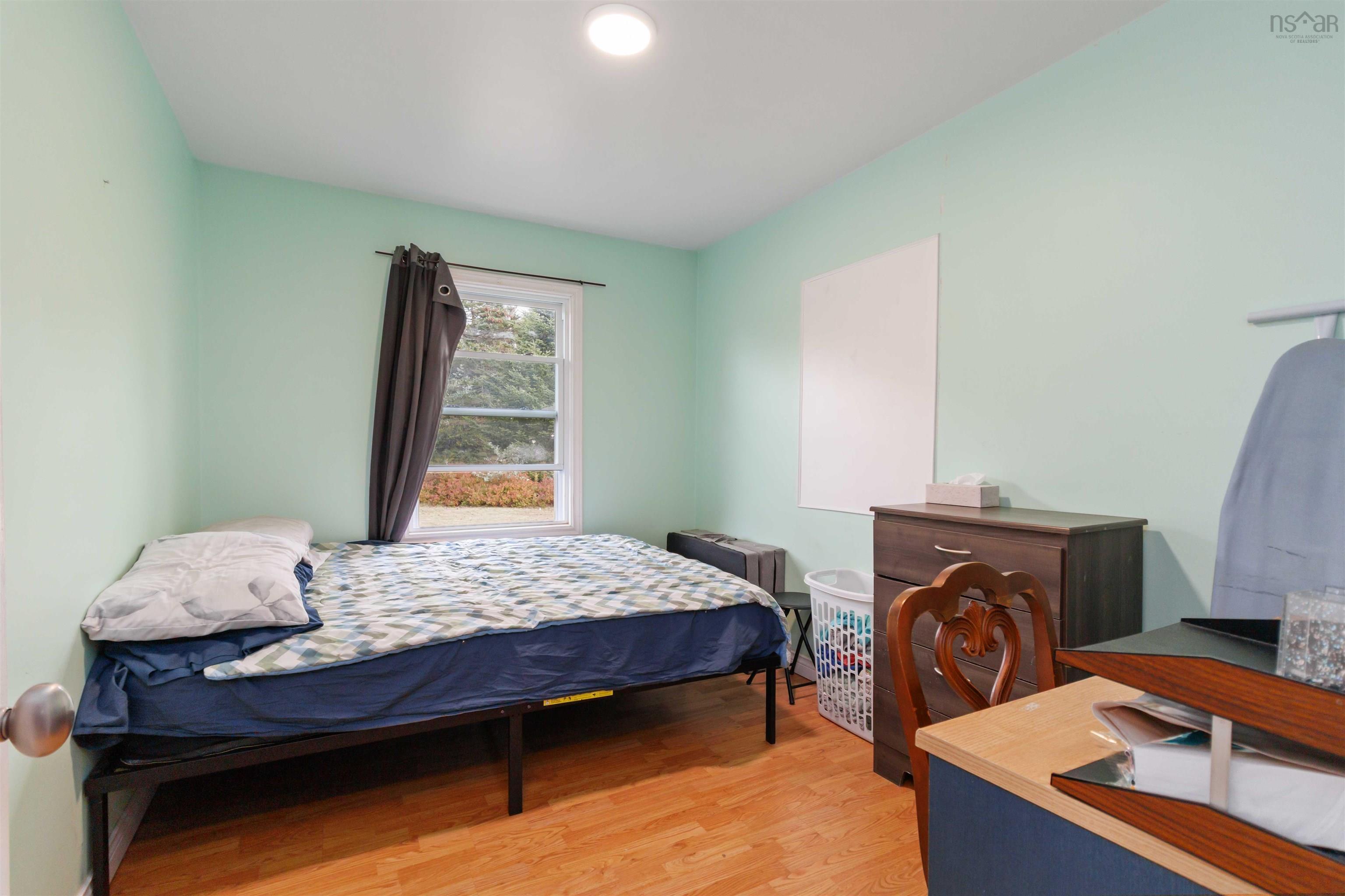 7632 Highway 7 photo #21