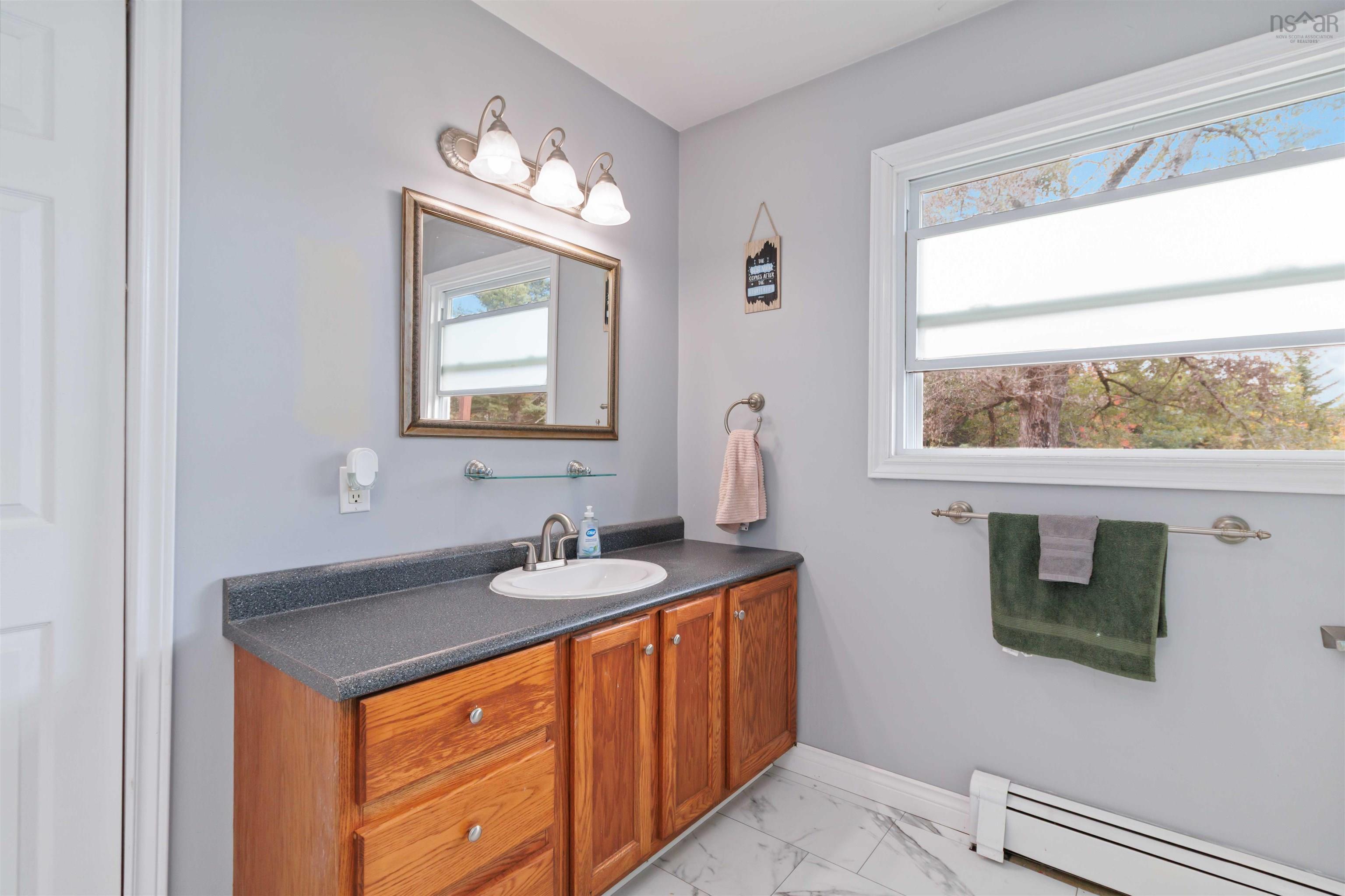 7632 Highway 7 photo #27