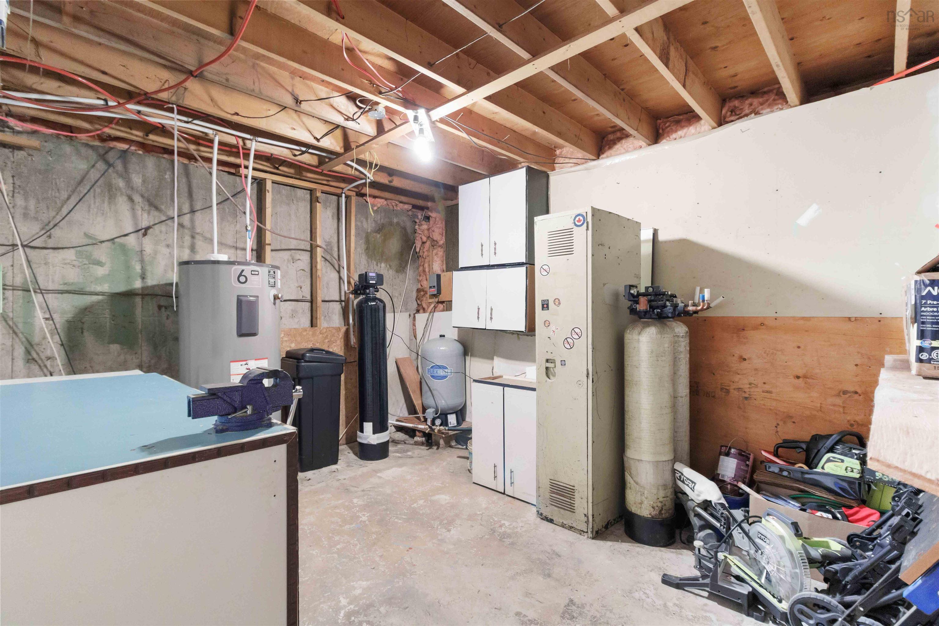 7632 Highway 7 photo #34