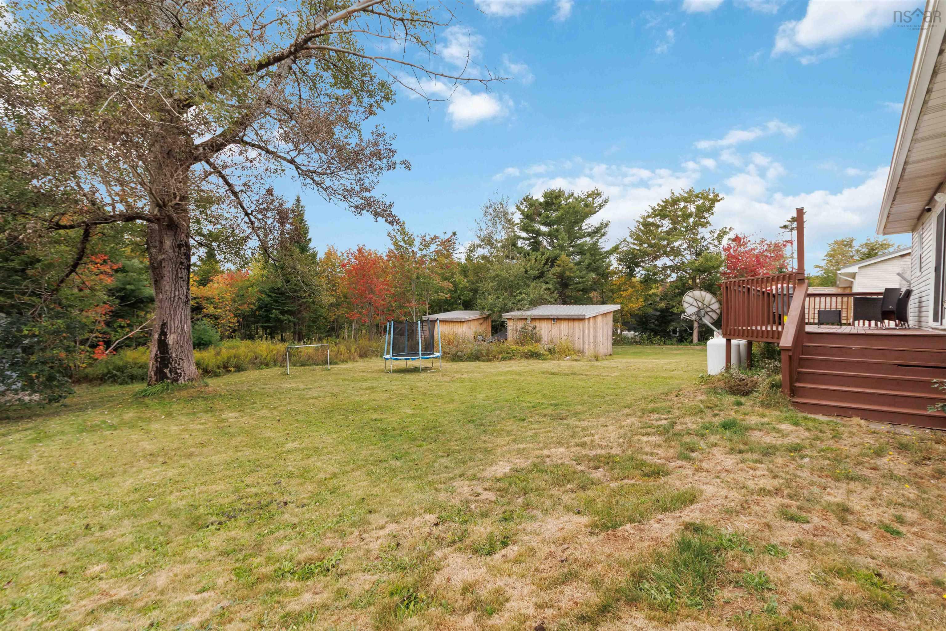 7632 Highway 7 photo #38