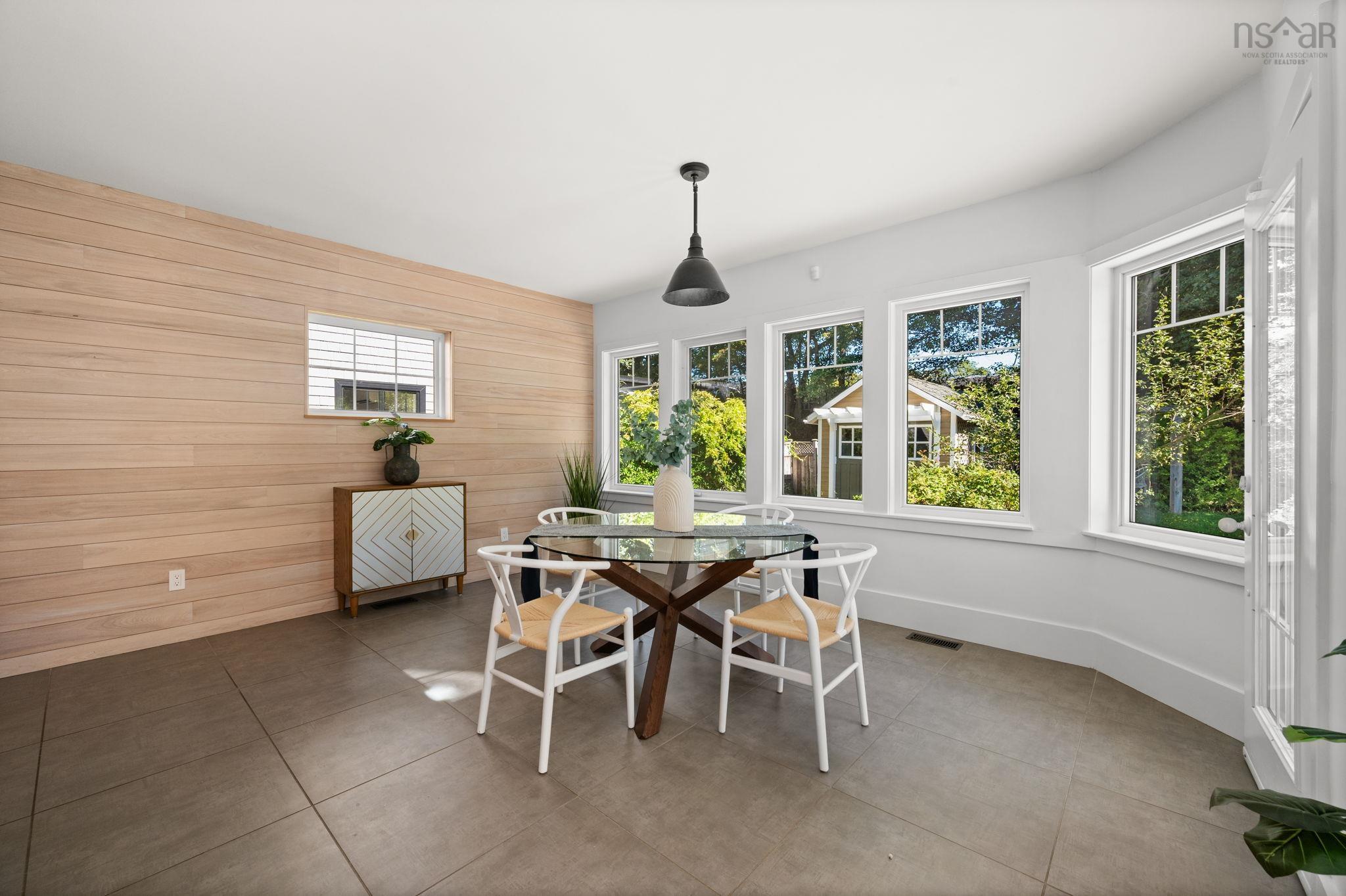 1139 Dalhousie Street photo #14