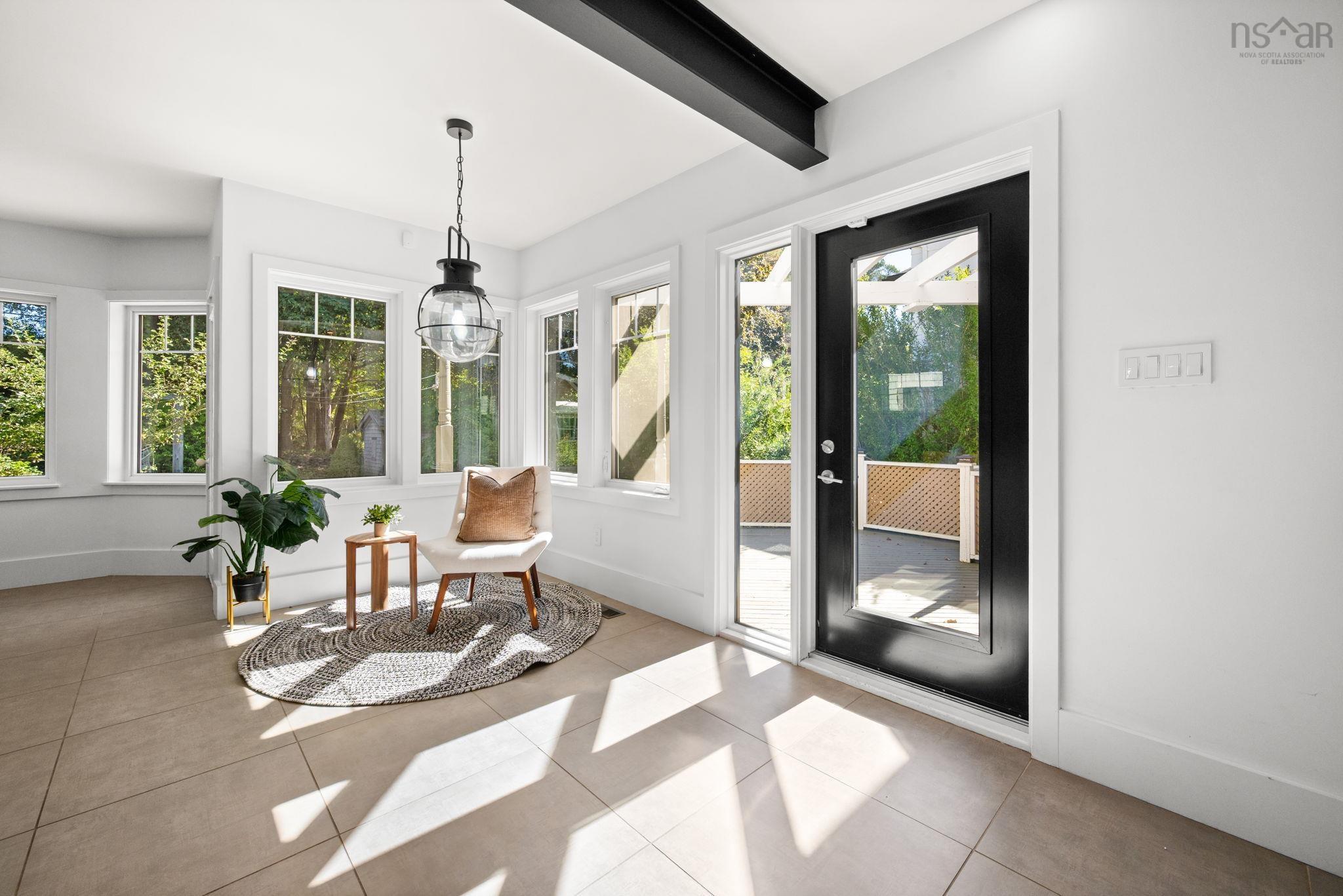 1139 Dalhousie Street photo #15