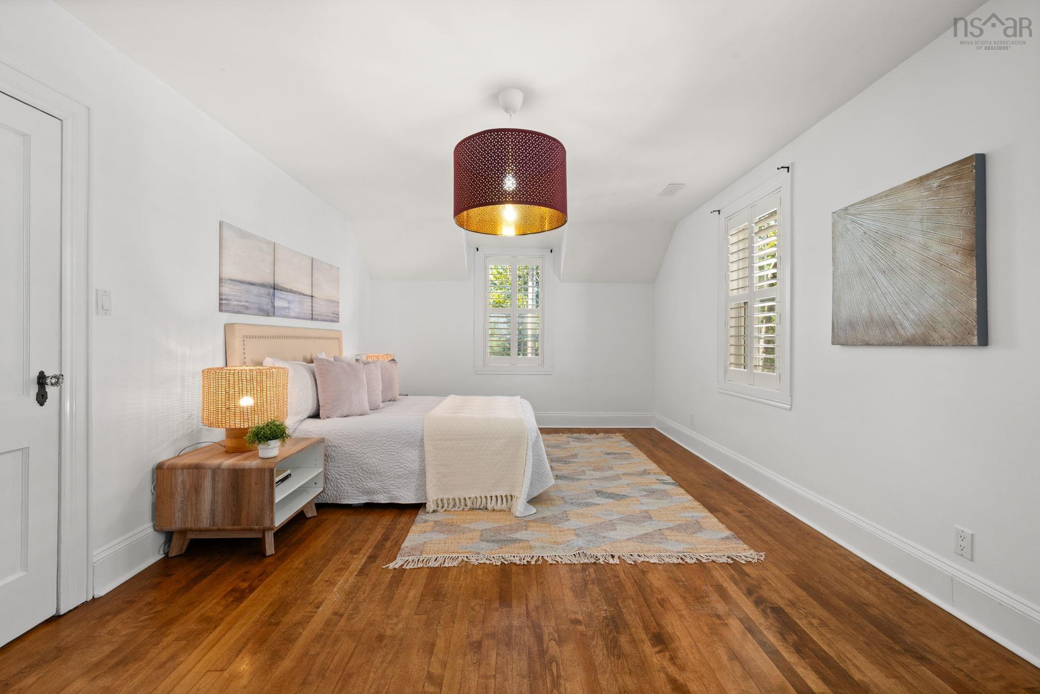 1139 Dalhousie Street photo #27