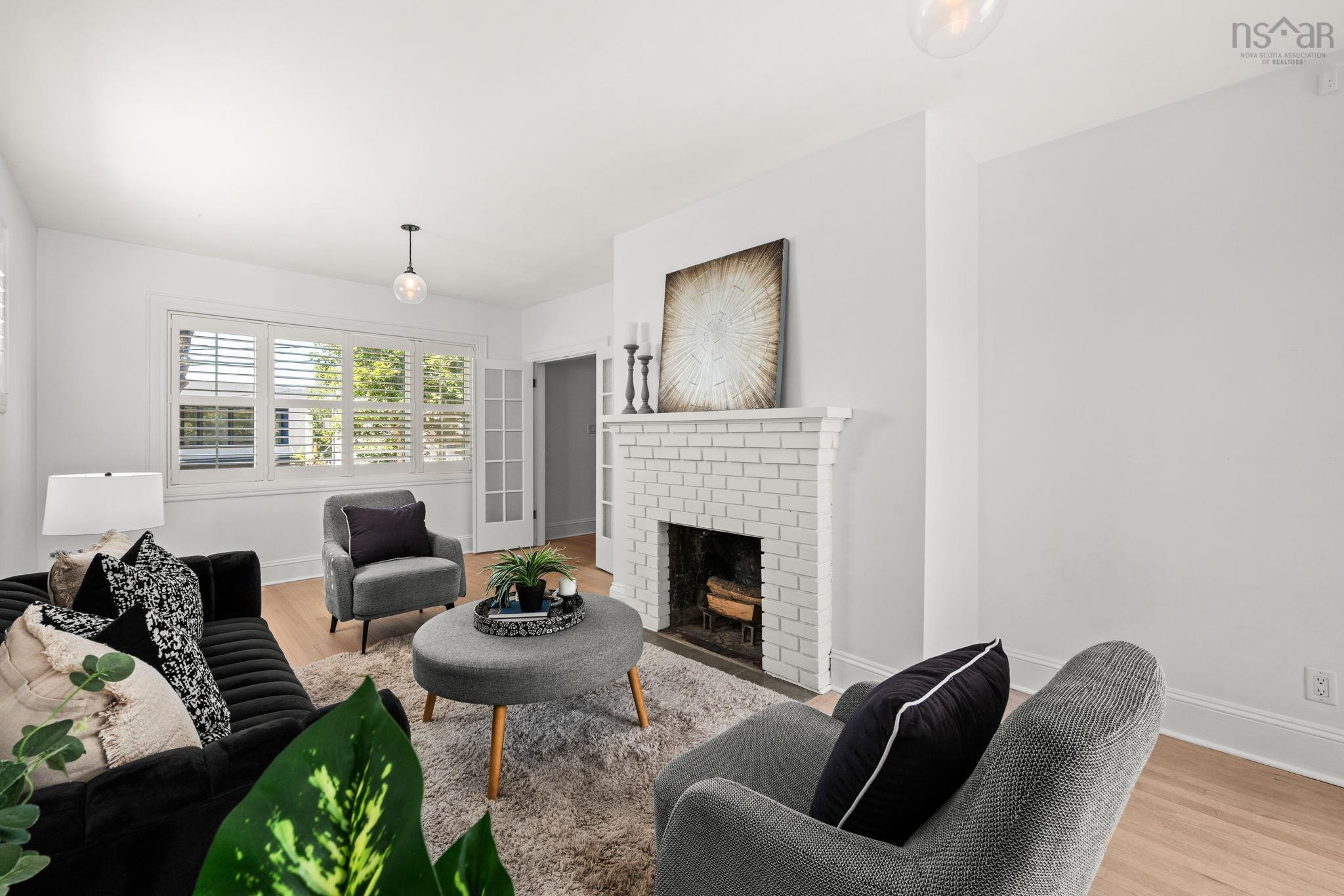 1139 Dalhousie Street photo #5