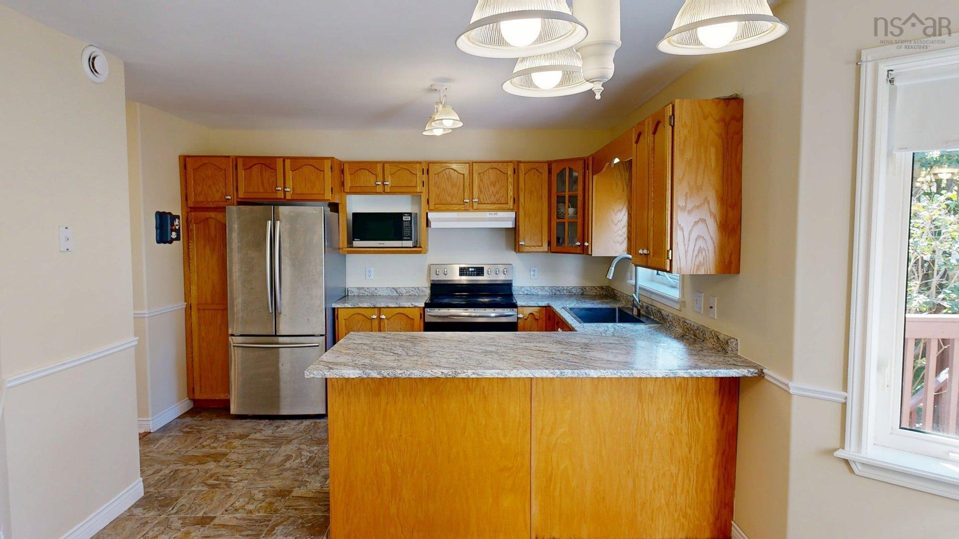 11 Glenbourne Court photo #11