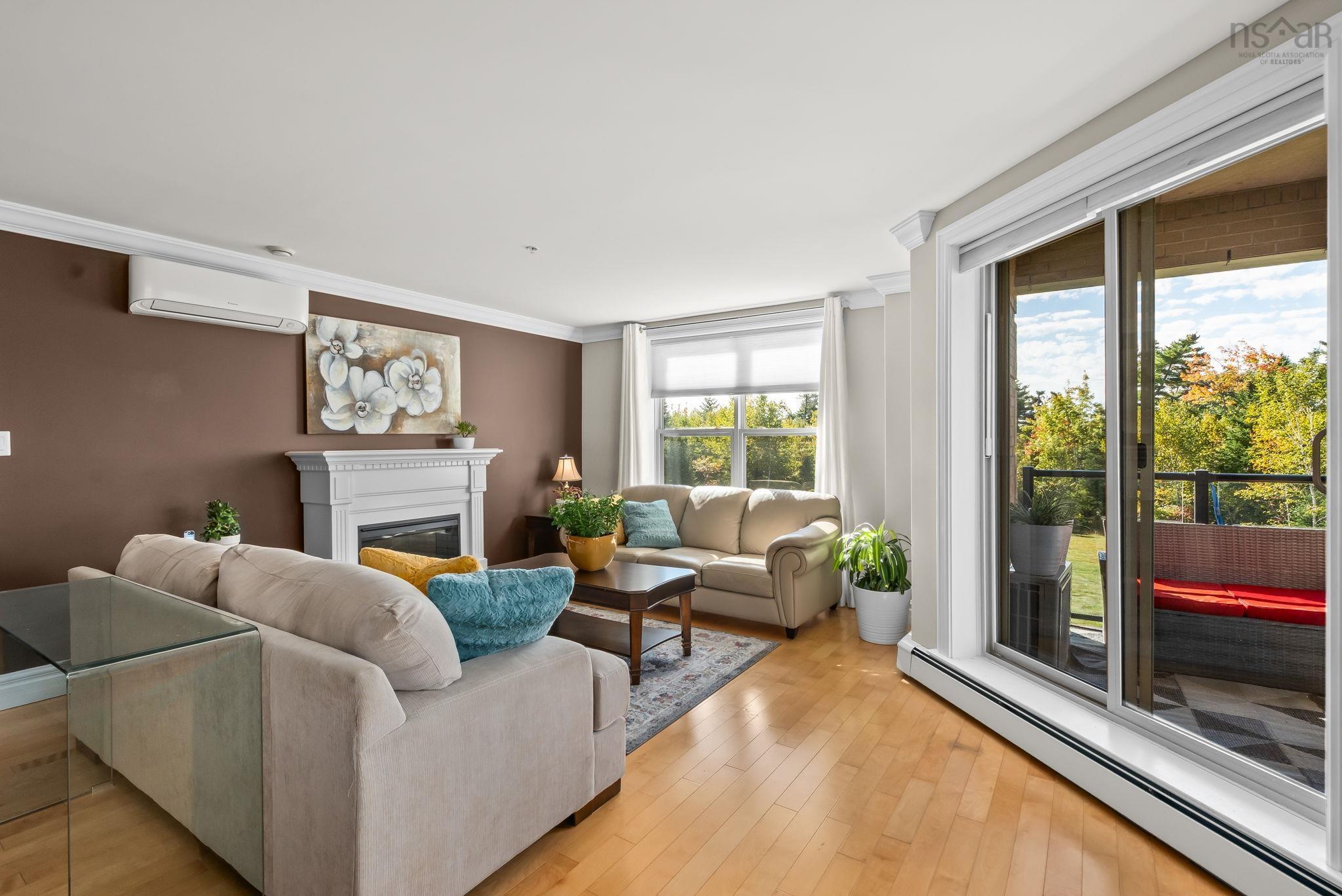 103 89 Pebblecreek Crescent photo #12