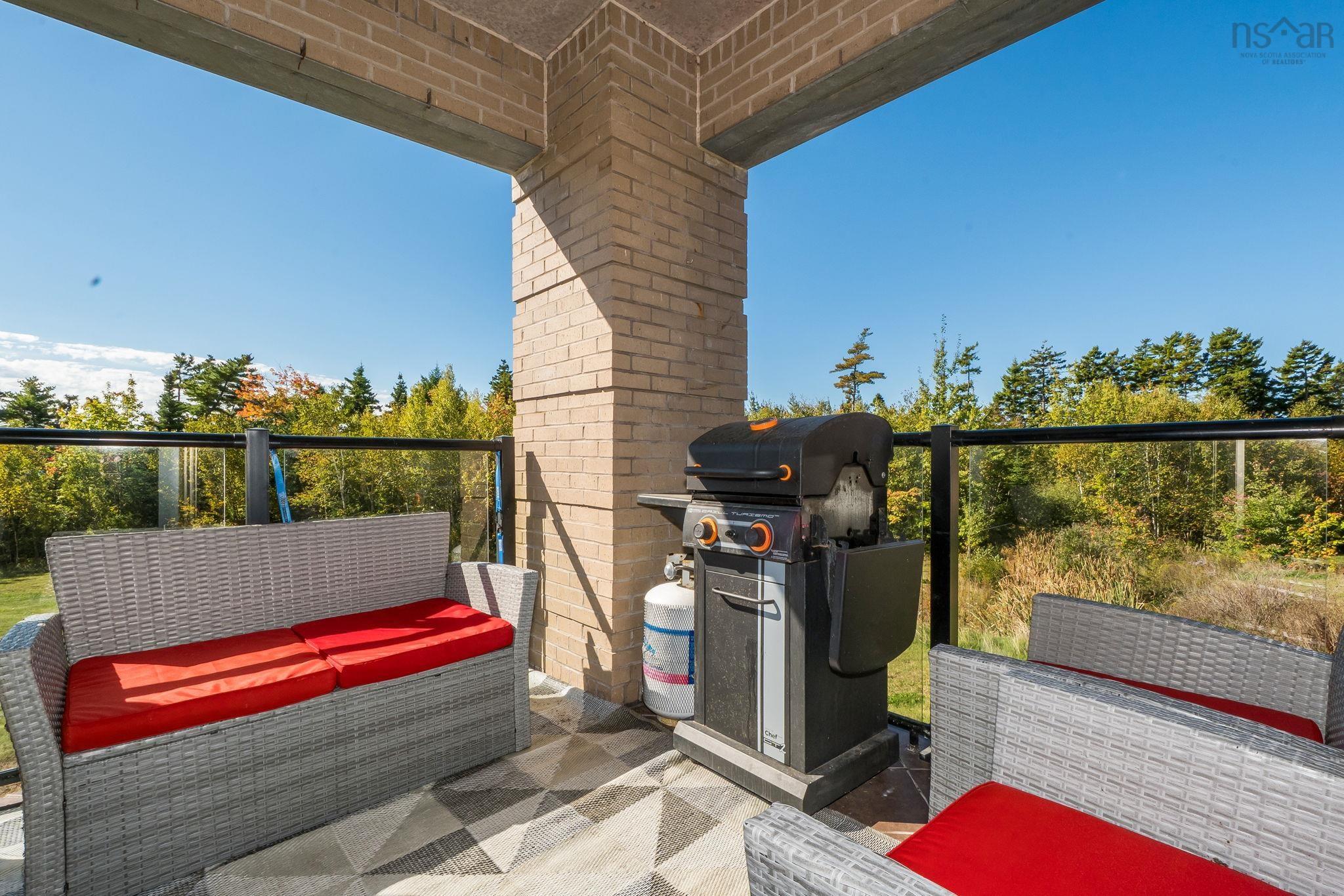 103 89 Pebblecreek Crescent photo #35