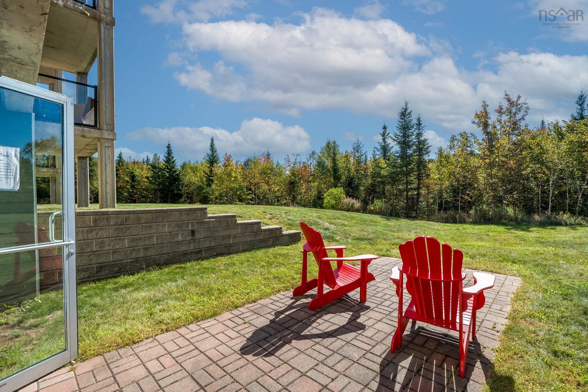 103 89 Pebblecreek Crescent photo #40