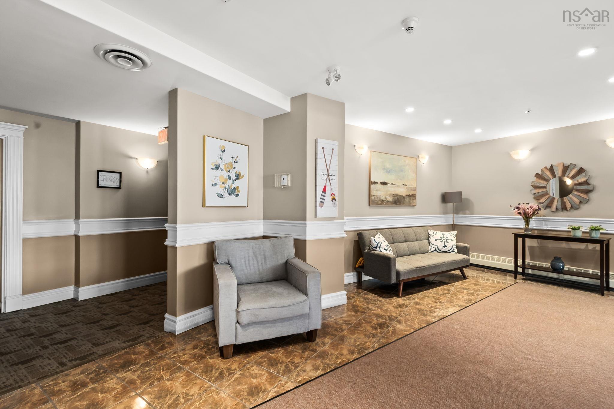 103 89 Pebblecreek Crescent photo #5