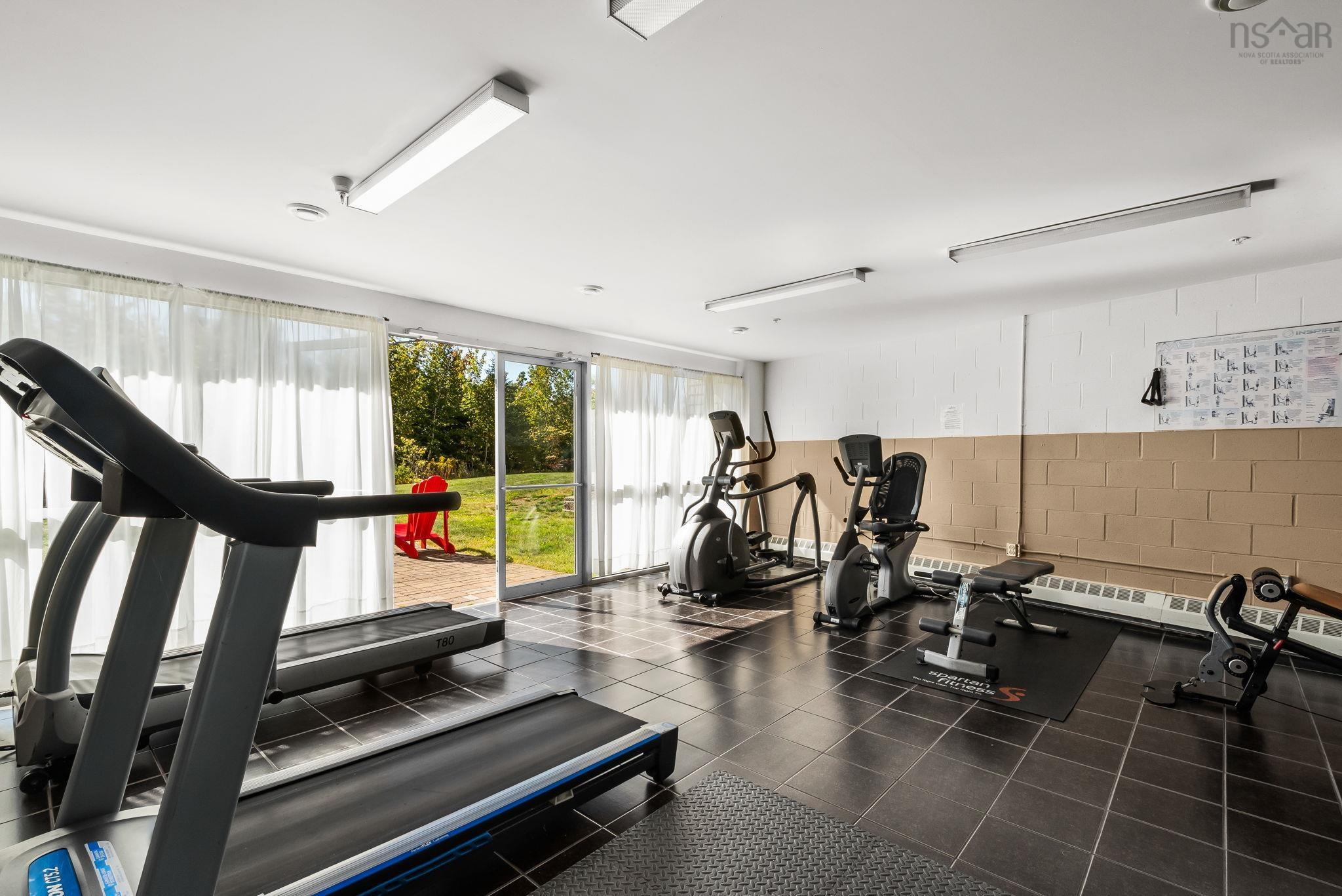 103 89 Pebblecreek Crescent photo #42