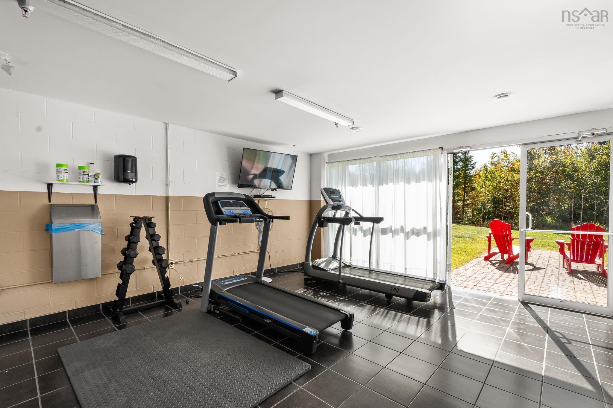 103 89 Pebblecreek Crescent photo #43