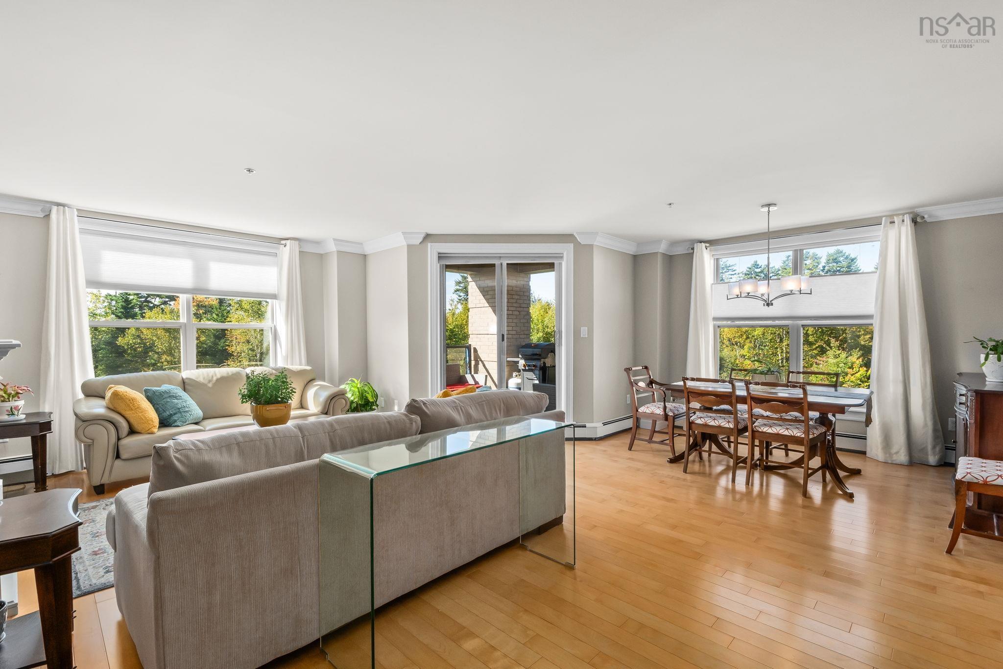 103 89 Pebblecreek Crescent photo #9