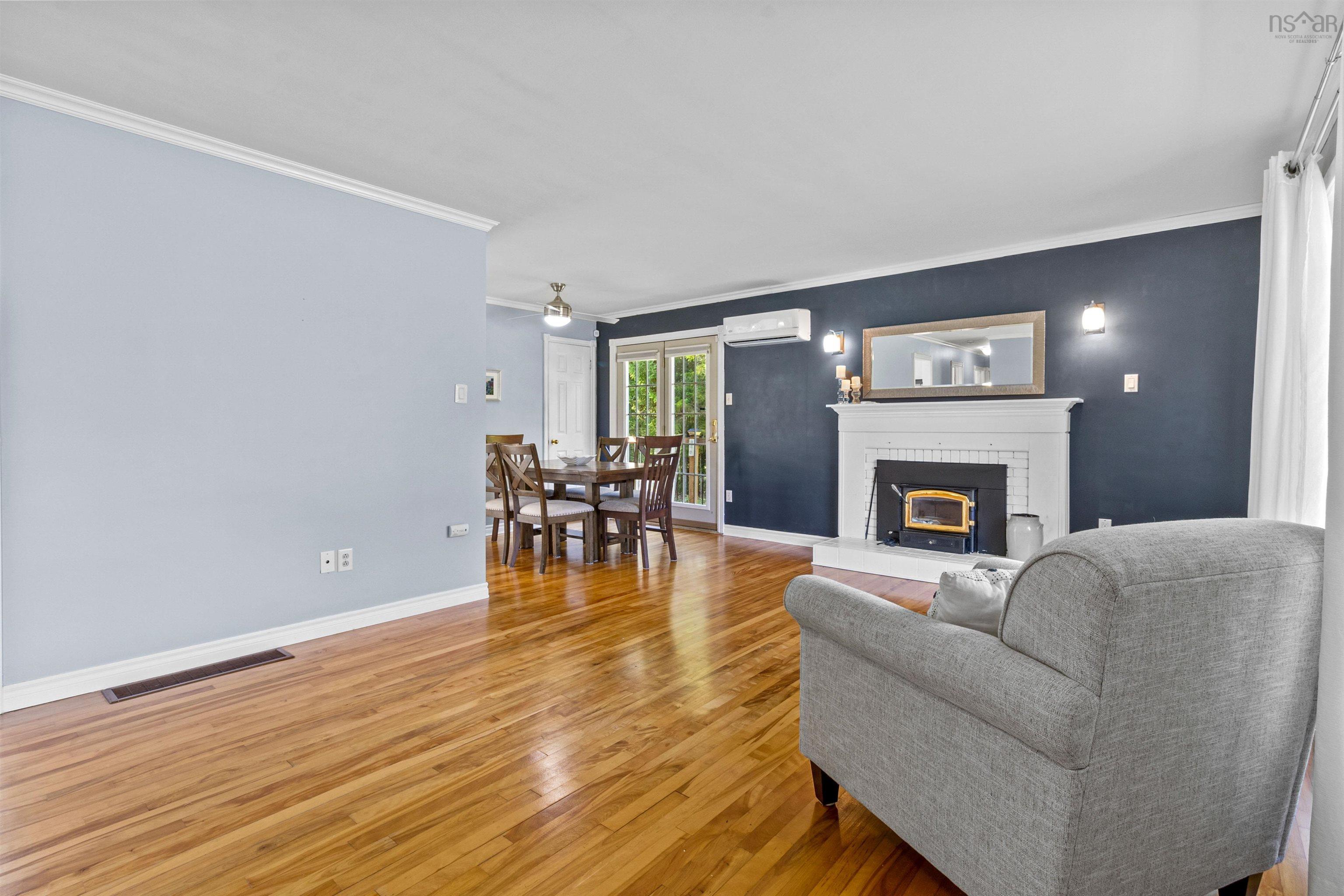 1059 Fall River Road photo #12