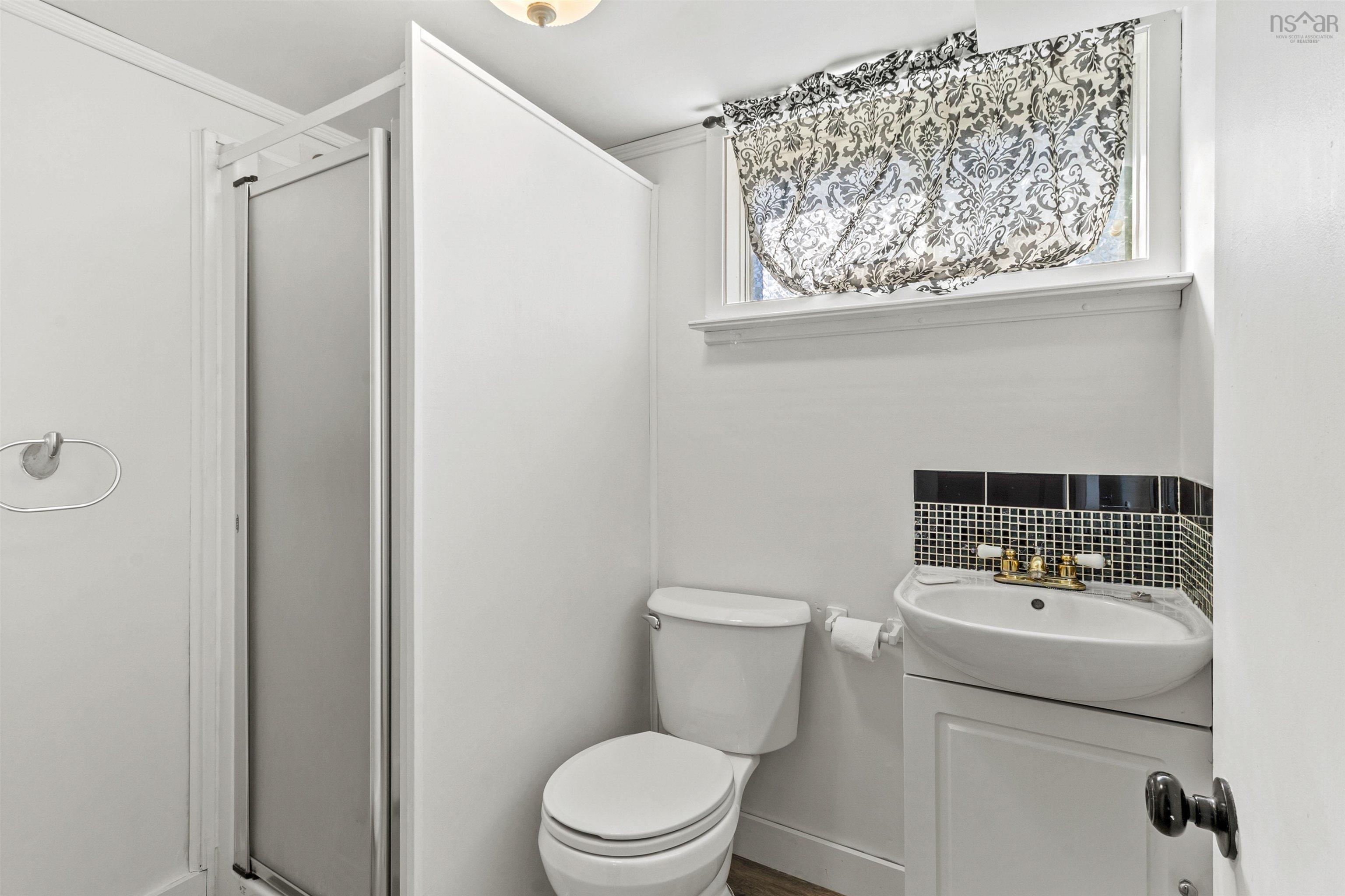 1059 Fall River Road photo #35