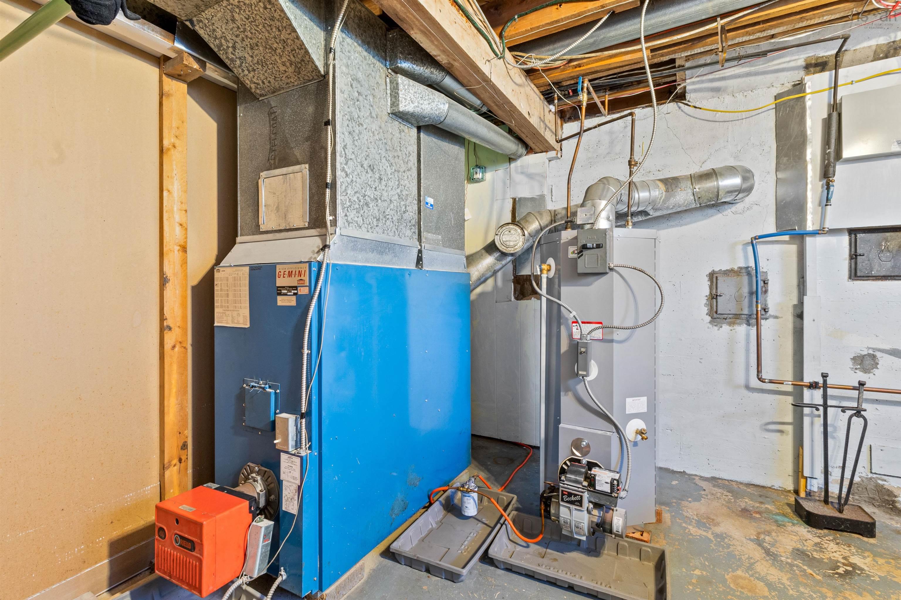 1059 Fall River Road photo #37