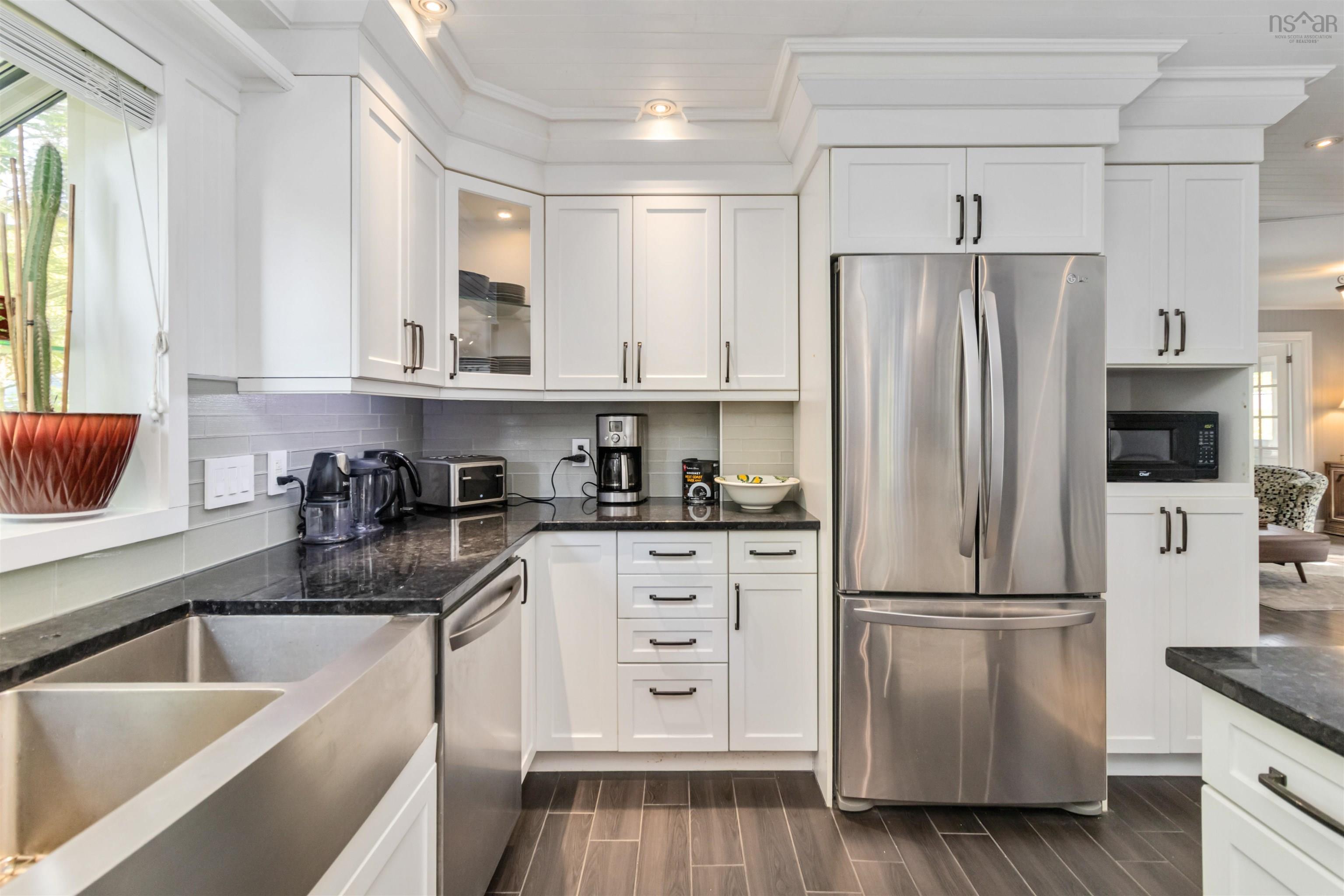 11278 Peggys Cove Road photo #15