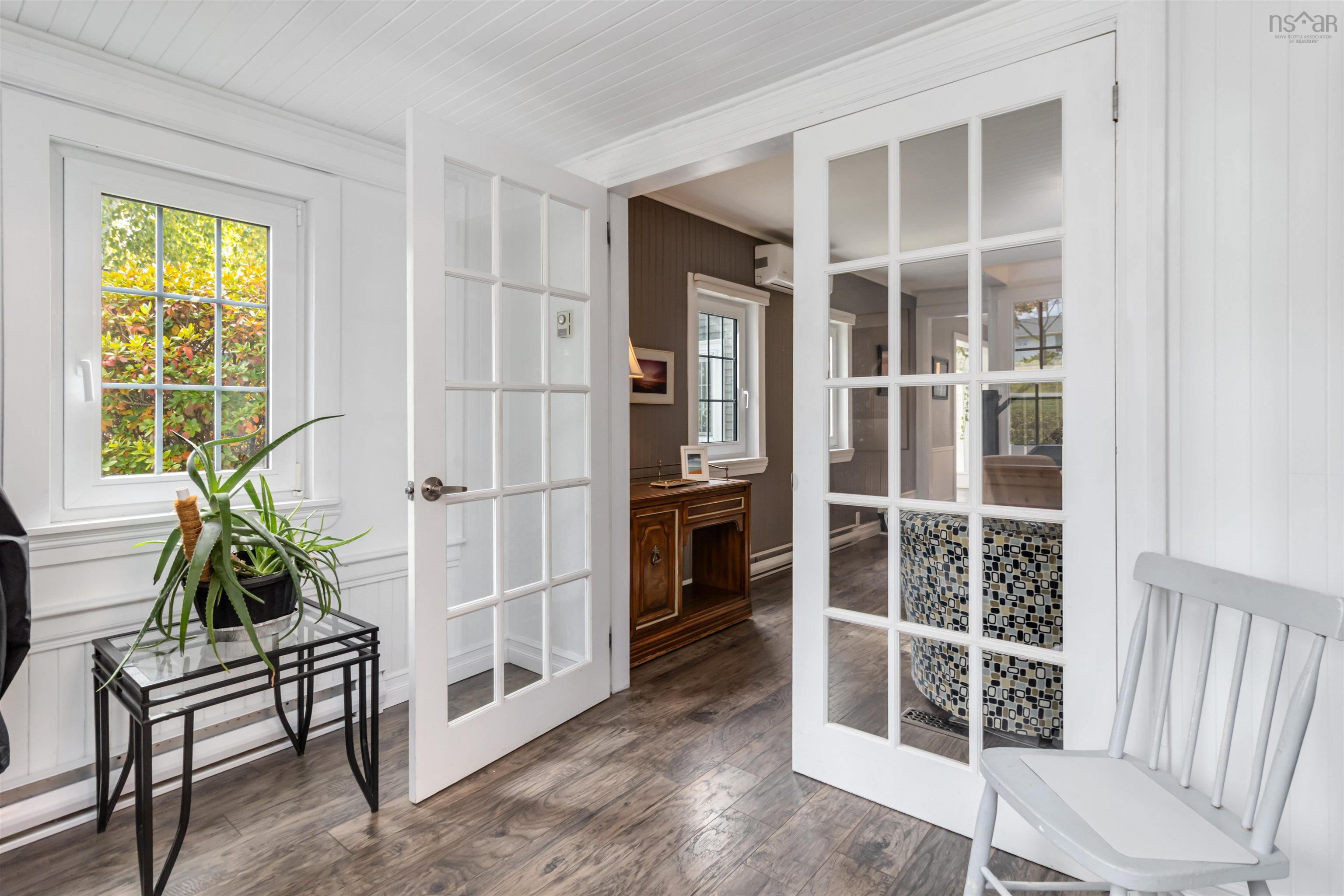 11278 Peggys Cove Road photo #3