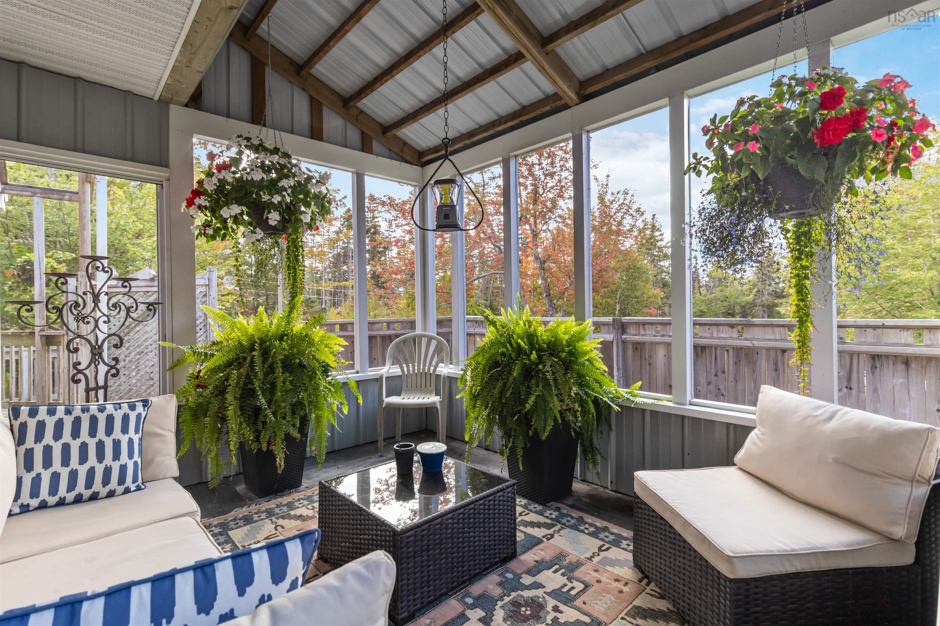 11278 Peggys Cove Road photo #23