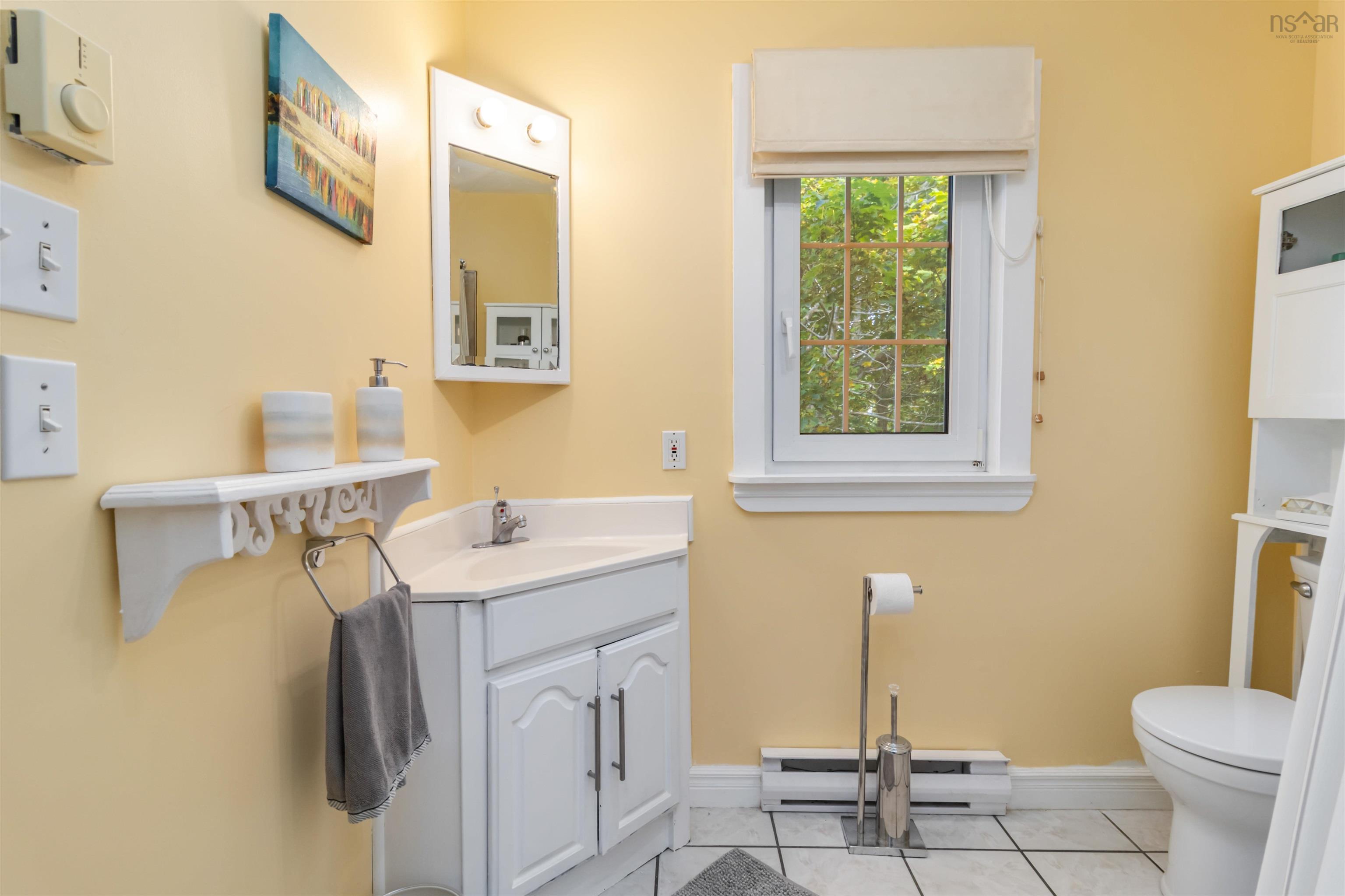 11278 Peggys Cove Road photo #28