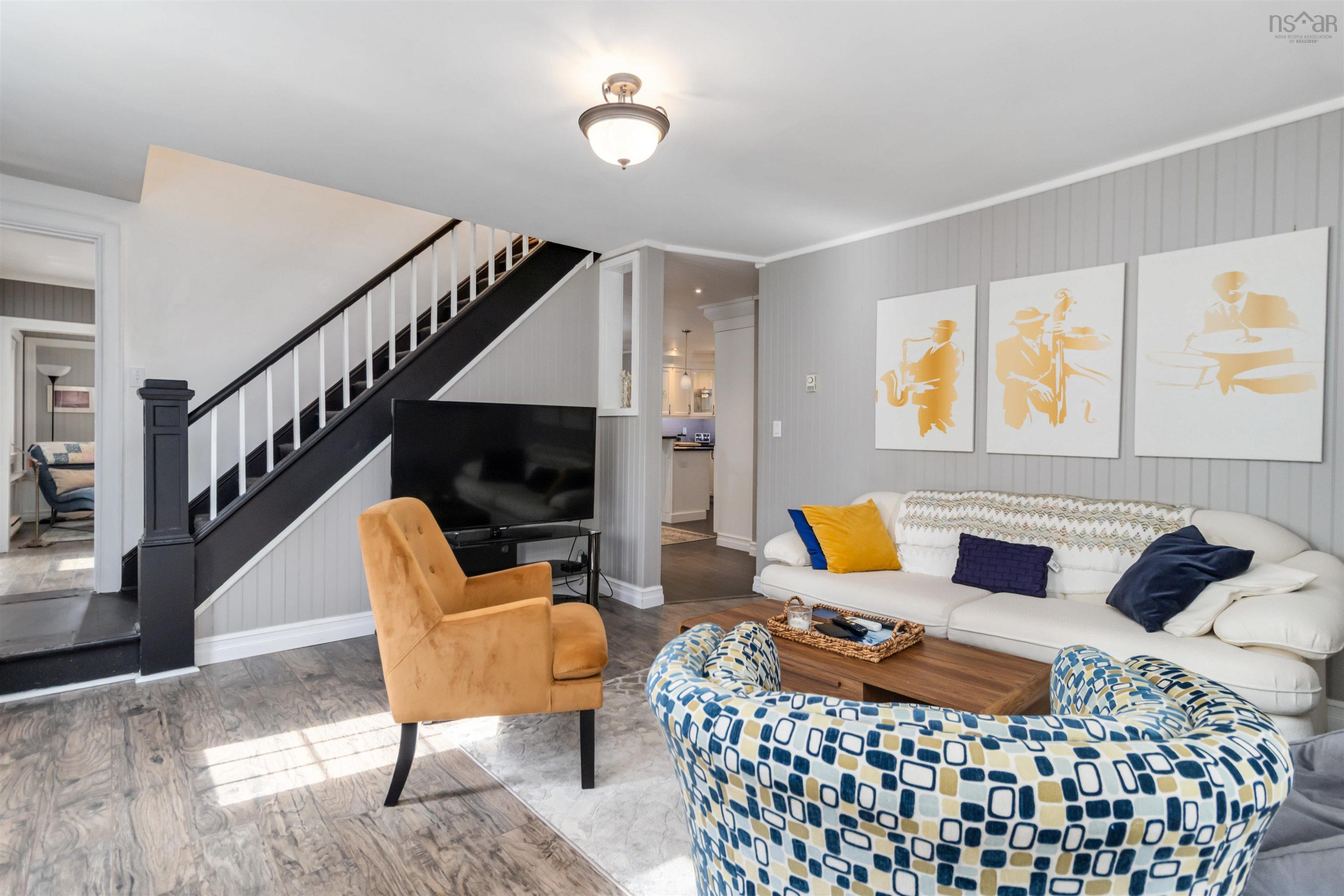 11278 Peggys Cove Road photo #4