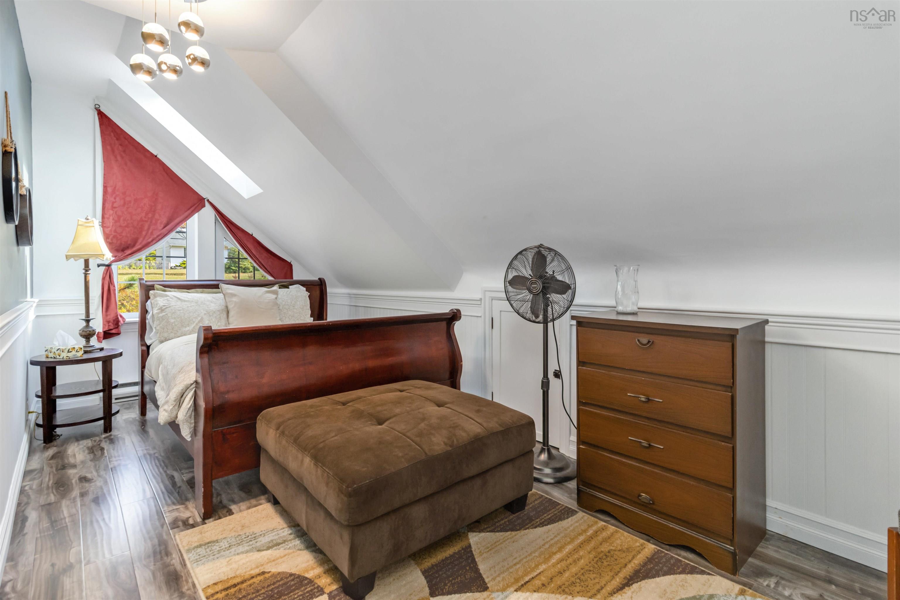 11278 Peggys Cove Road photo #31