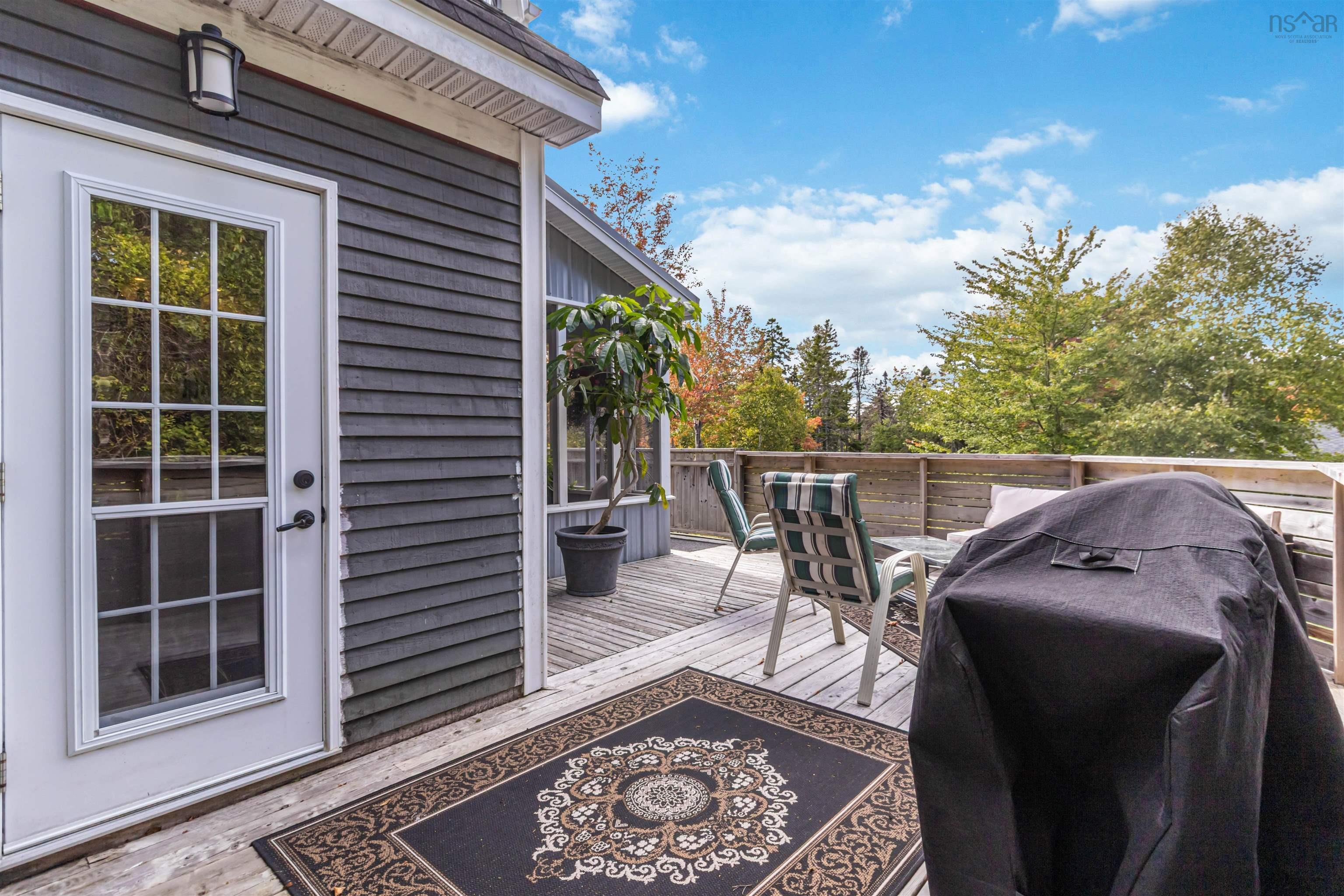 11278 Peggys Cove Road photo #38