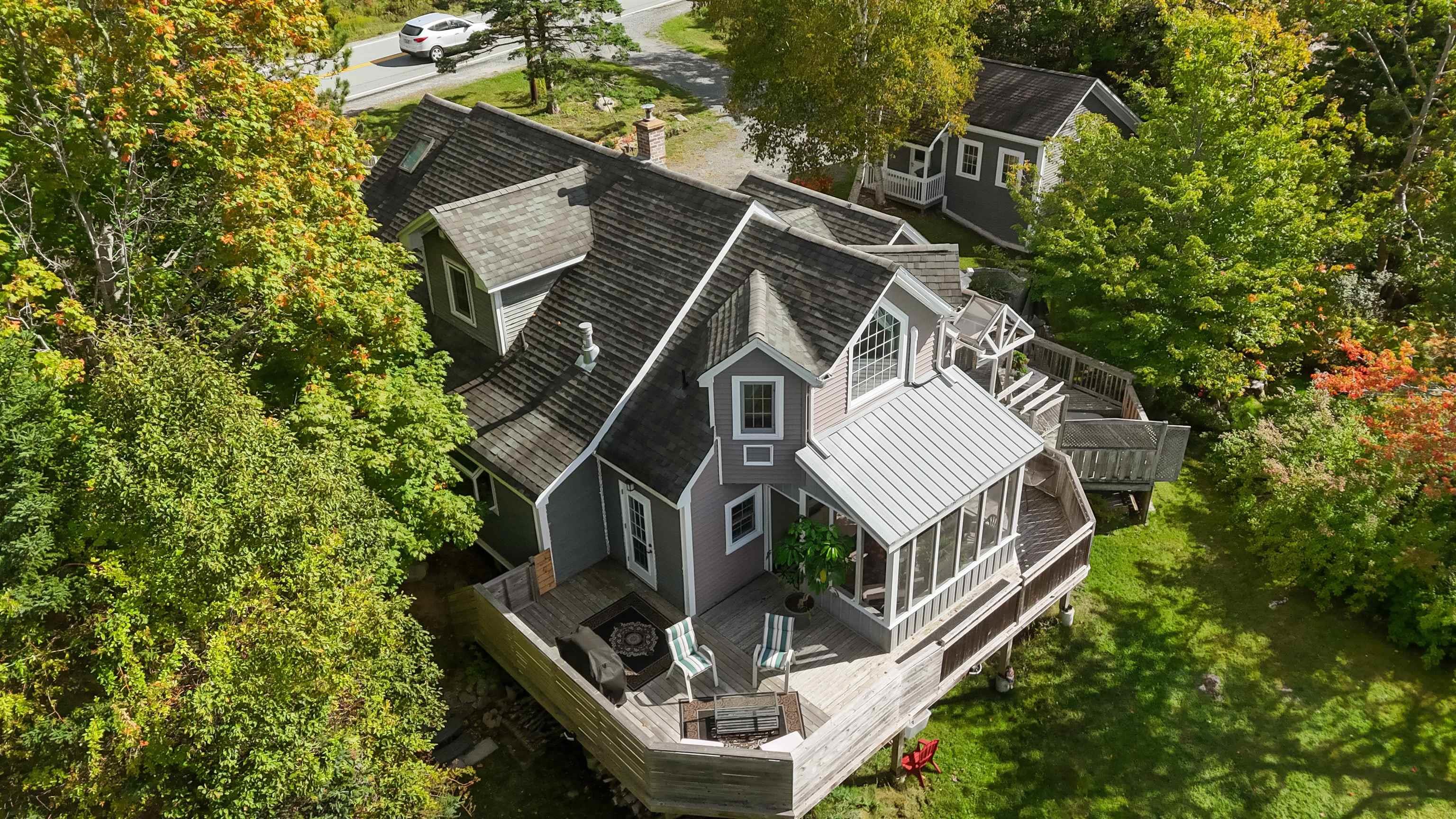 11278 Peggys Cove Road photo #42