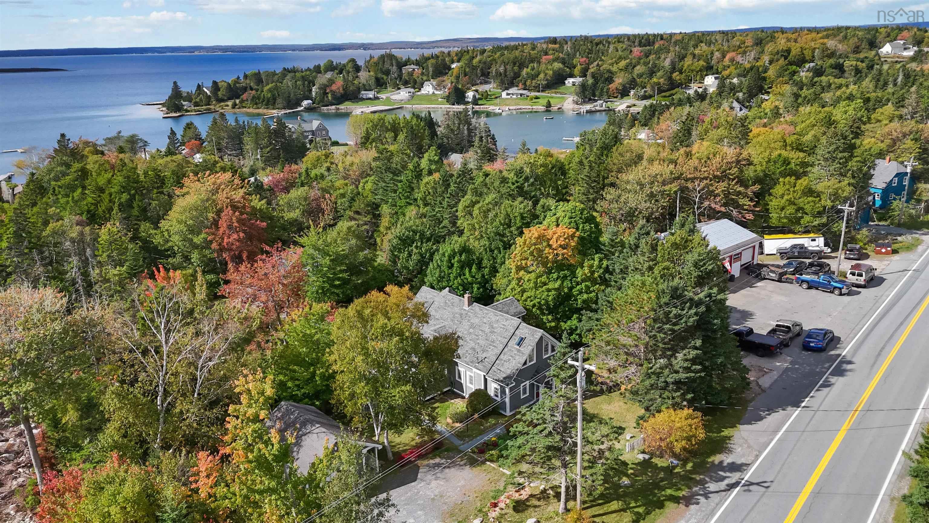 11278 Peggys Cove Road photo #50