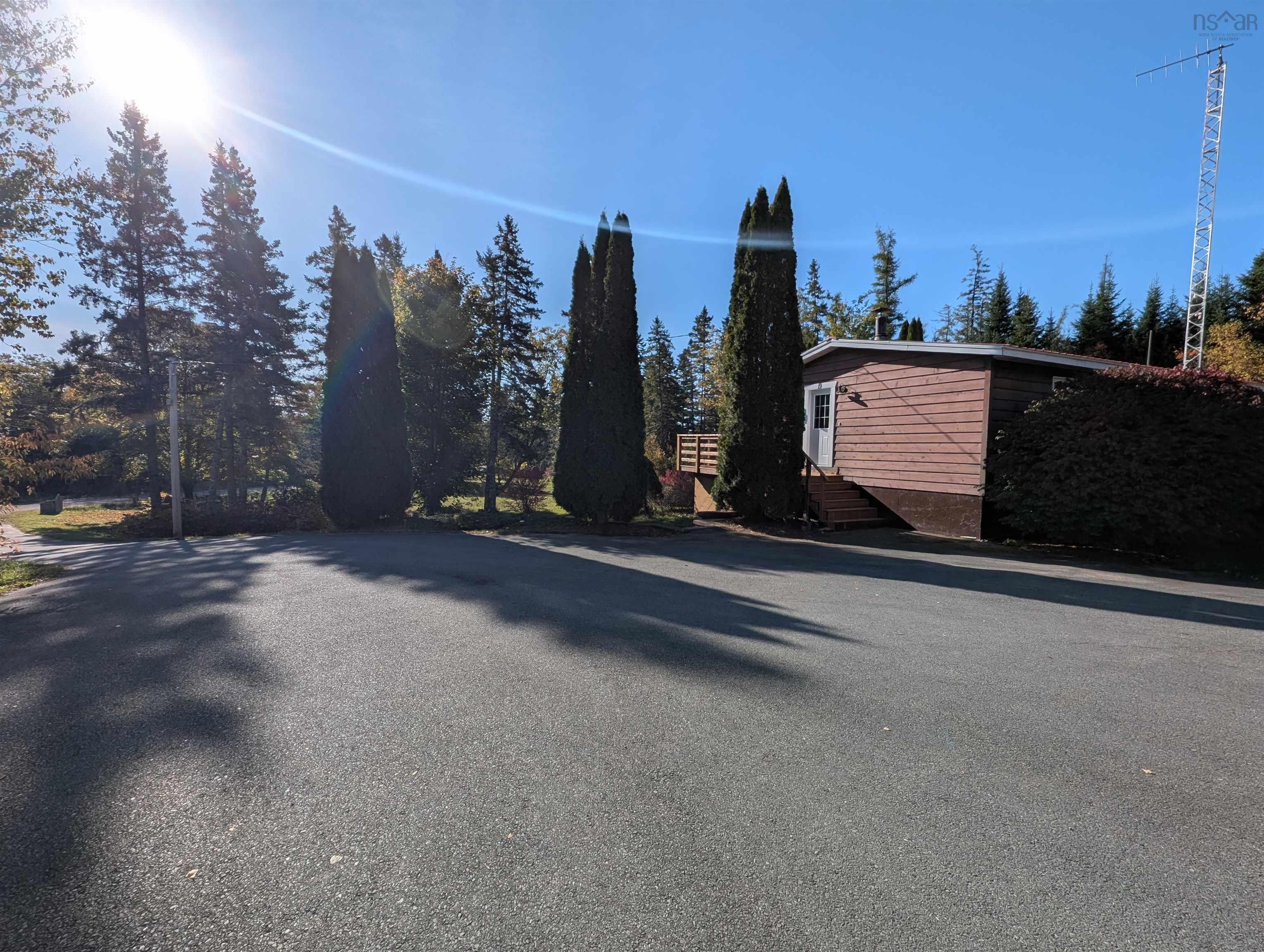 19 Benvie Hill Road photo #11