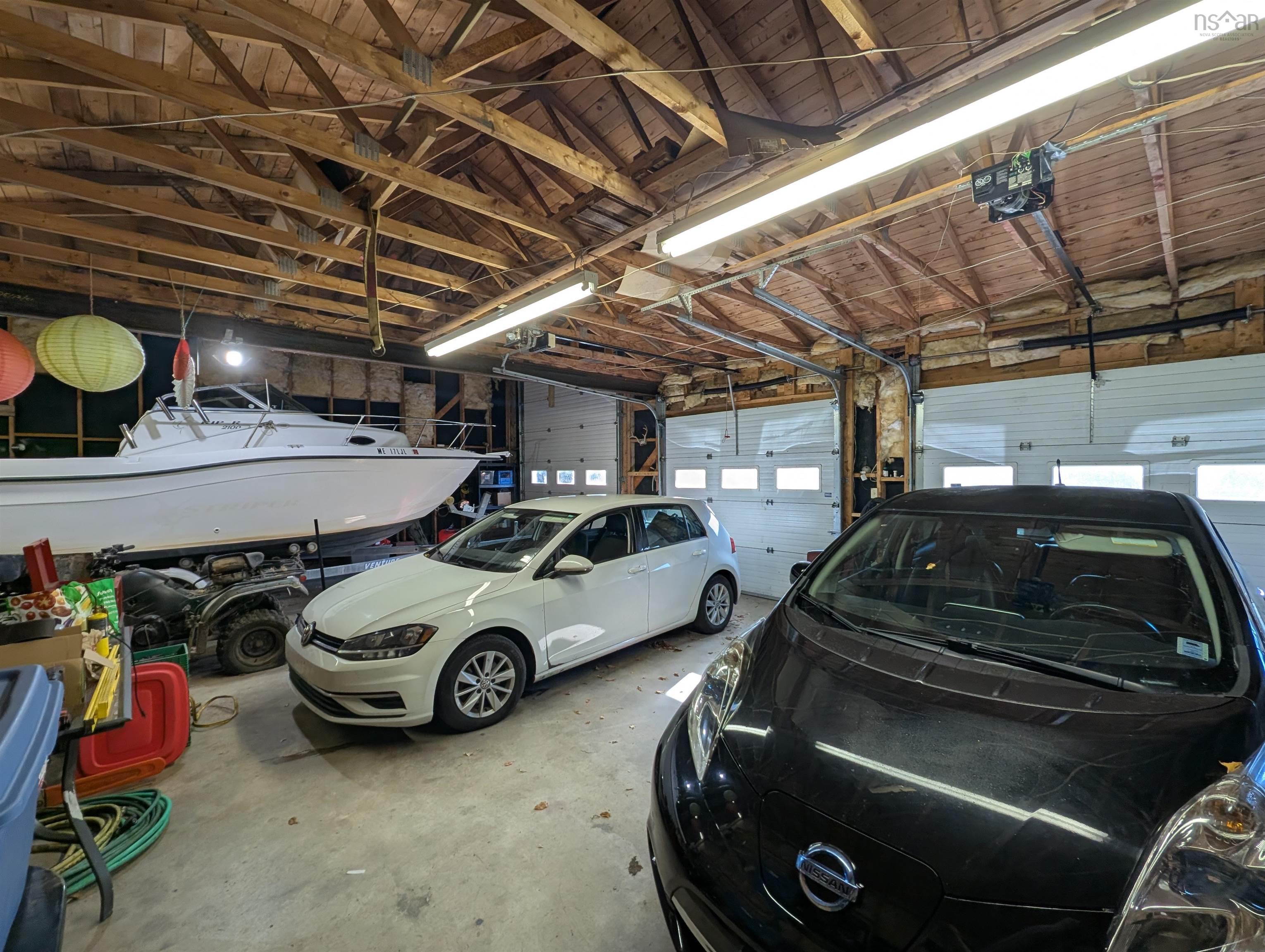 19 Benvie Hill Road photo #13