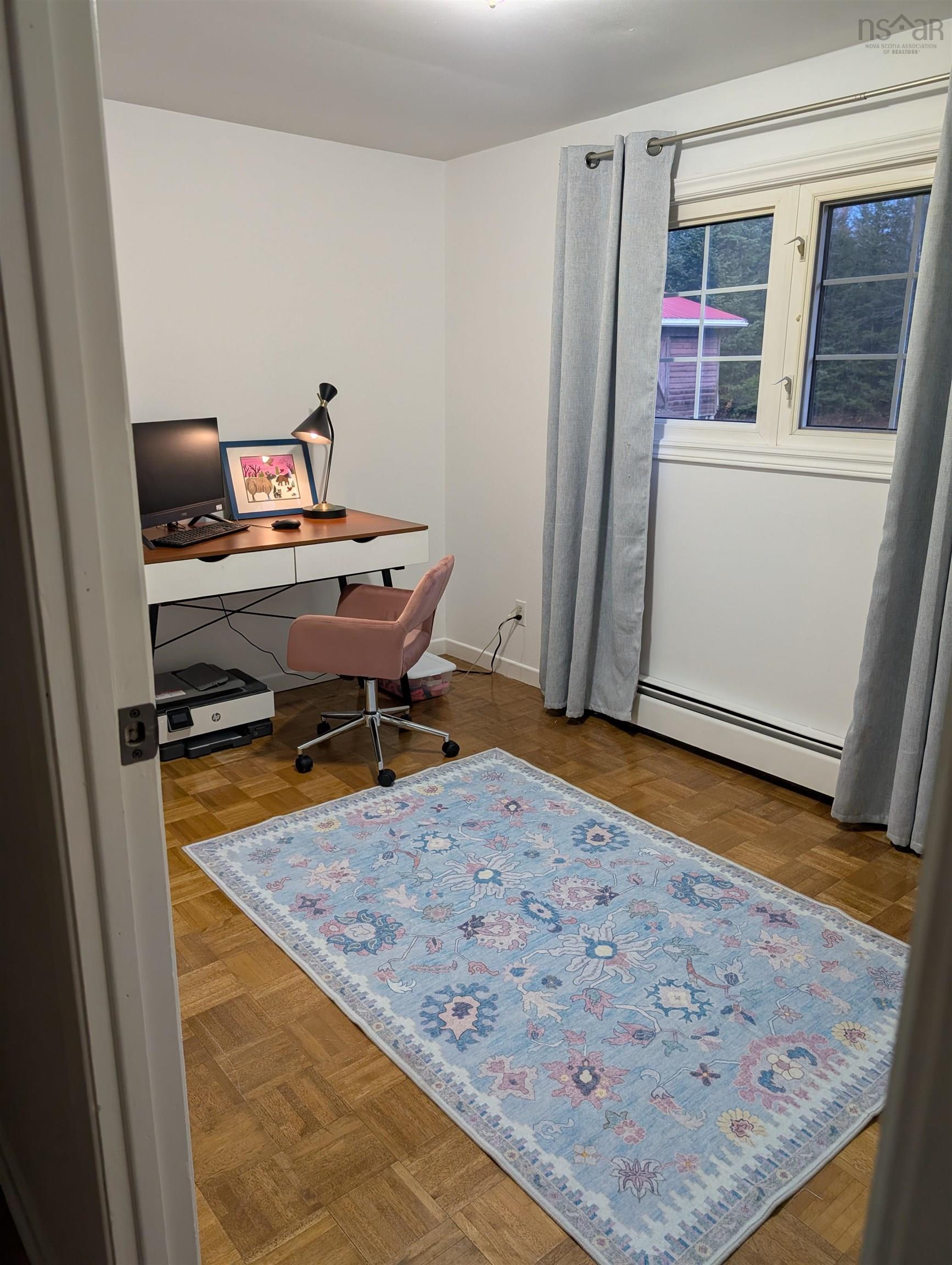 19 Benvie Hill Road photo #27