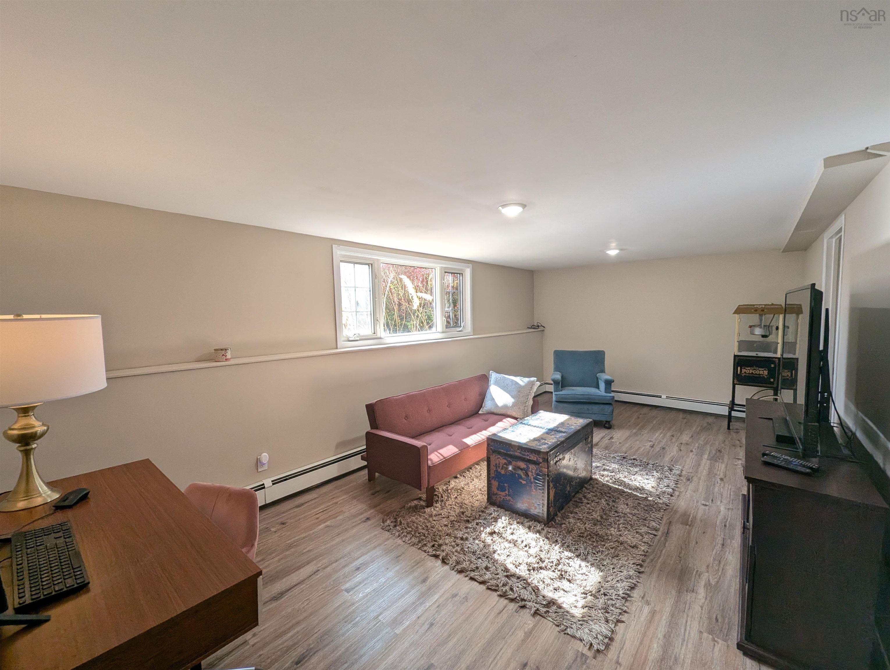 19 Benvie Hill Road photo #28