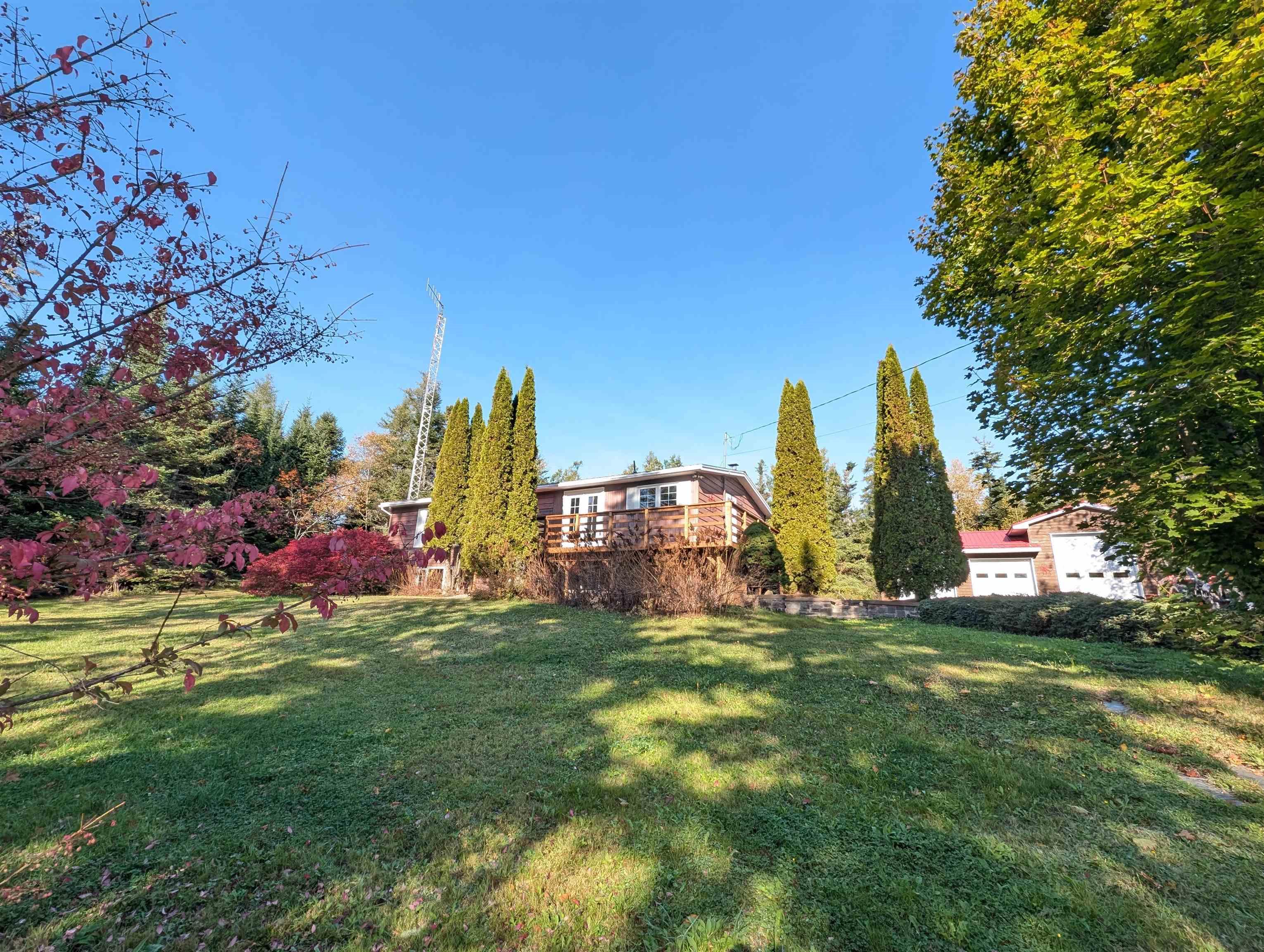 19 Benvie Hill Road photo #10