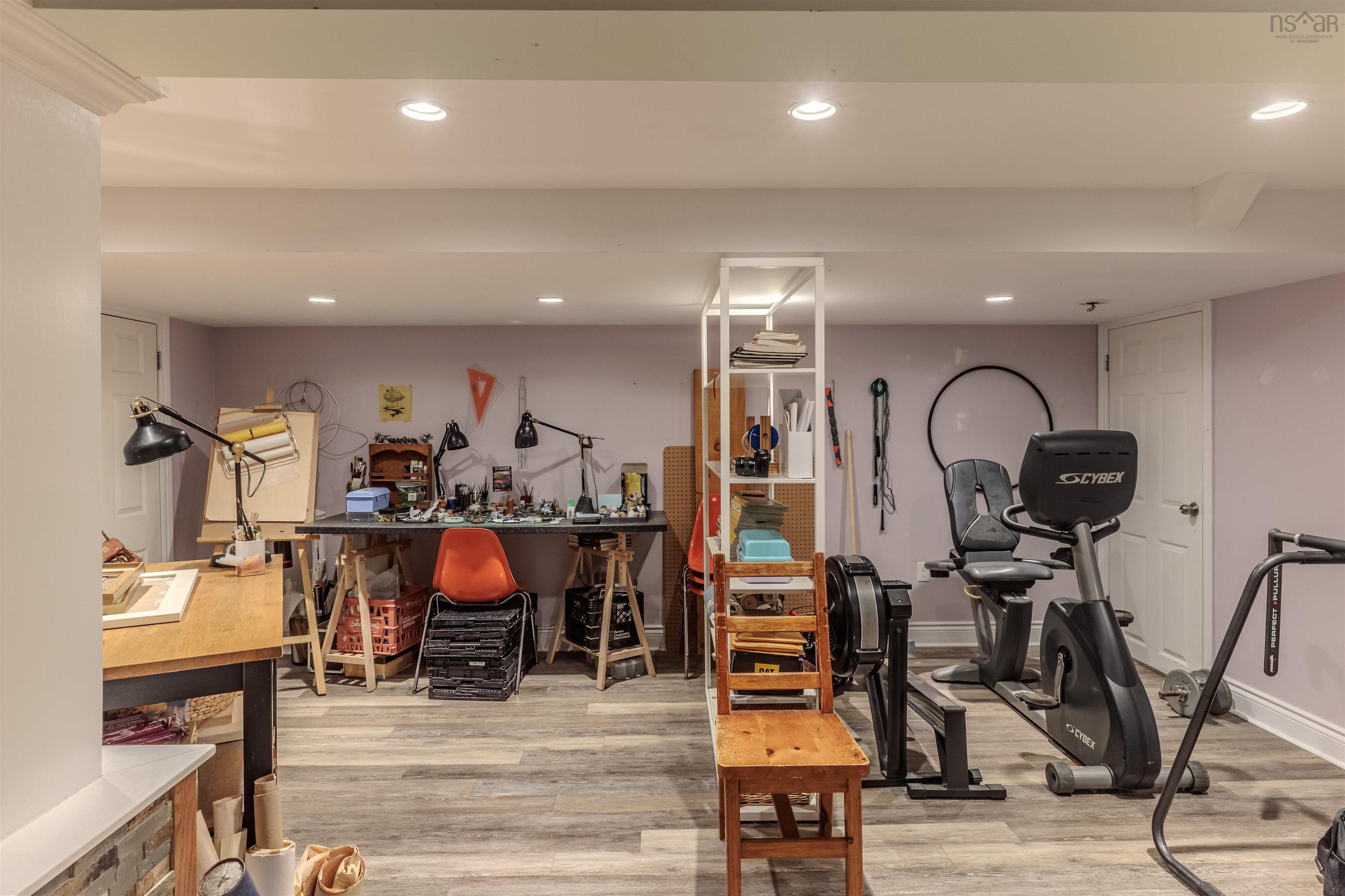 7142 Abbott Drive photo #16