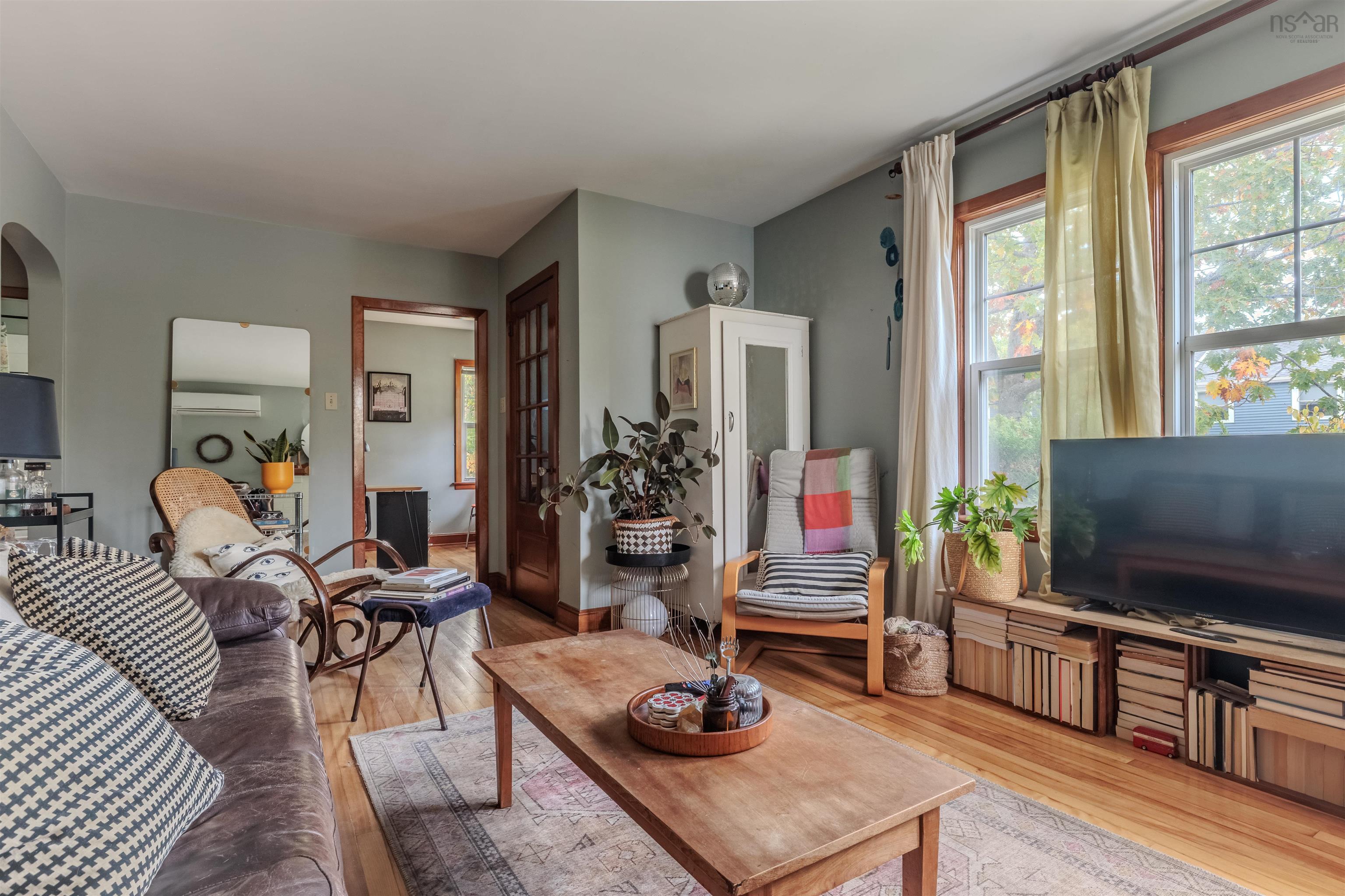 7142 Abbott Drive photo #3