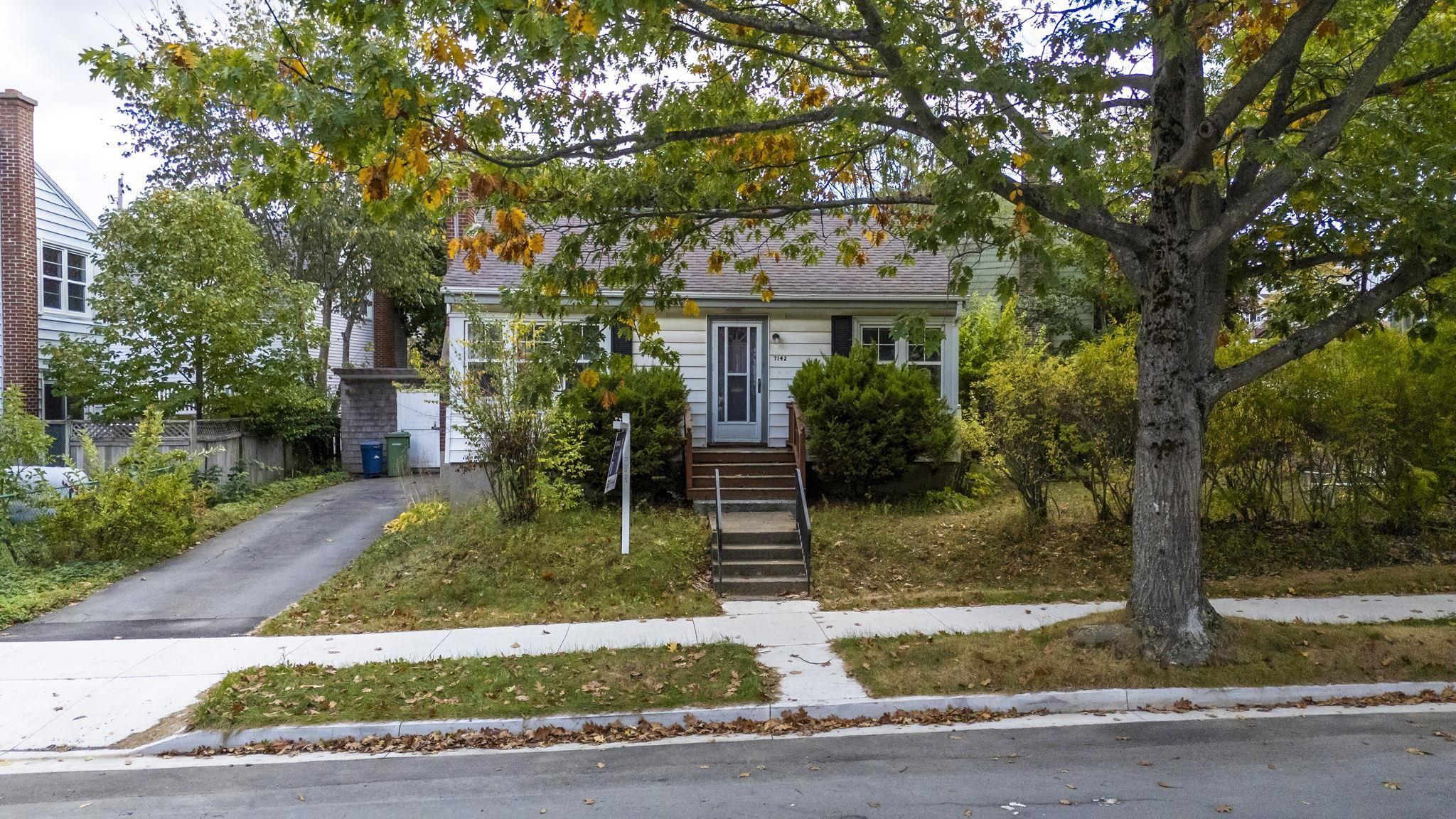 7142 Abbott Drive photo #21