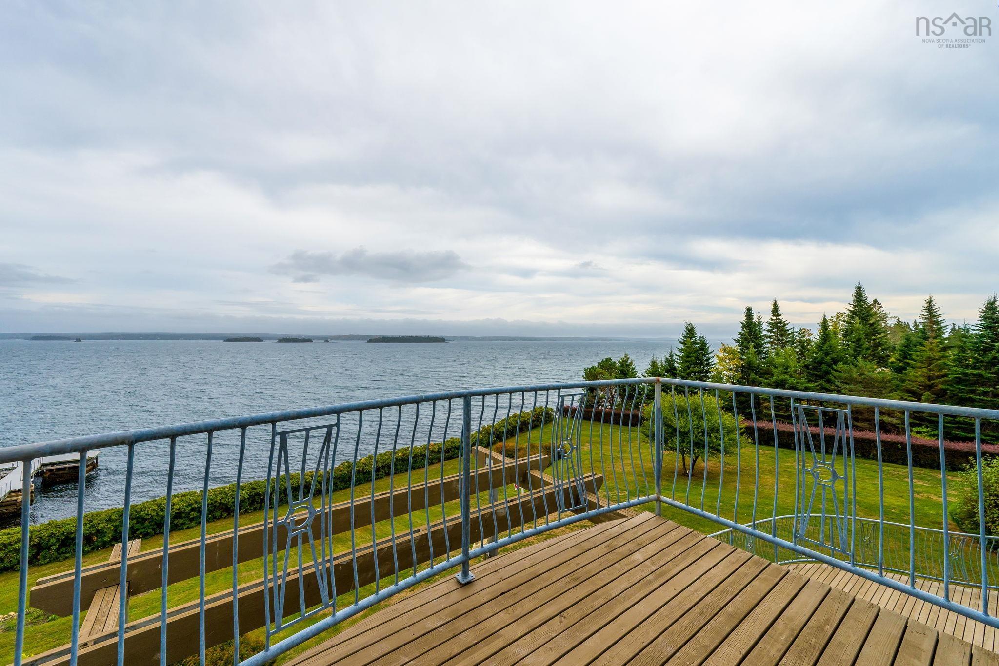 38 Lennox Road photo #6